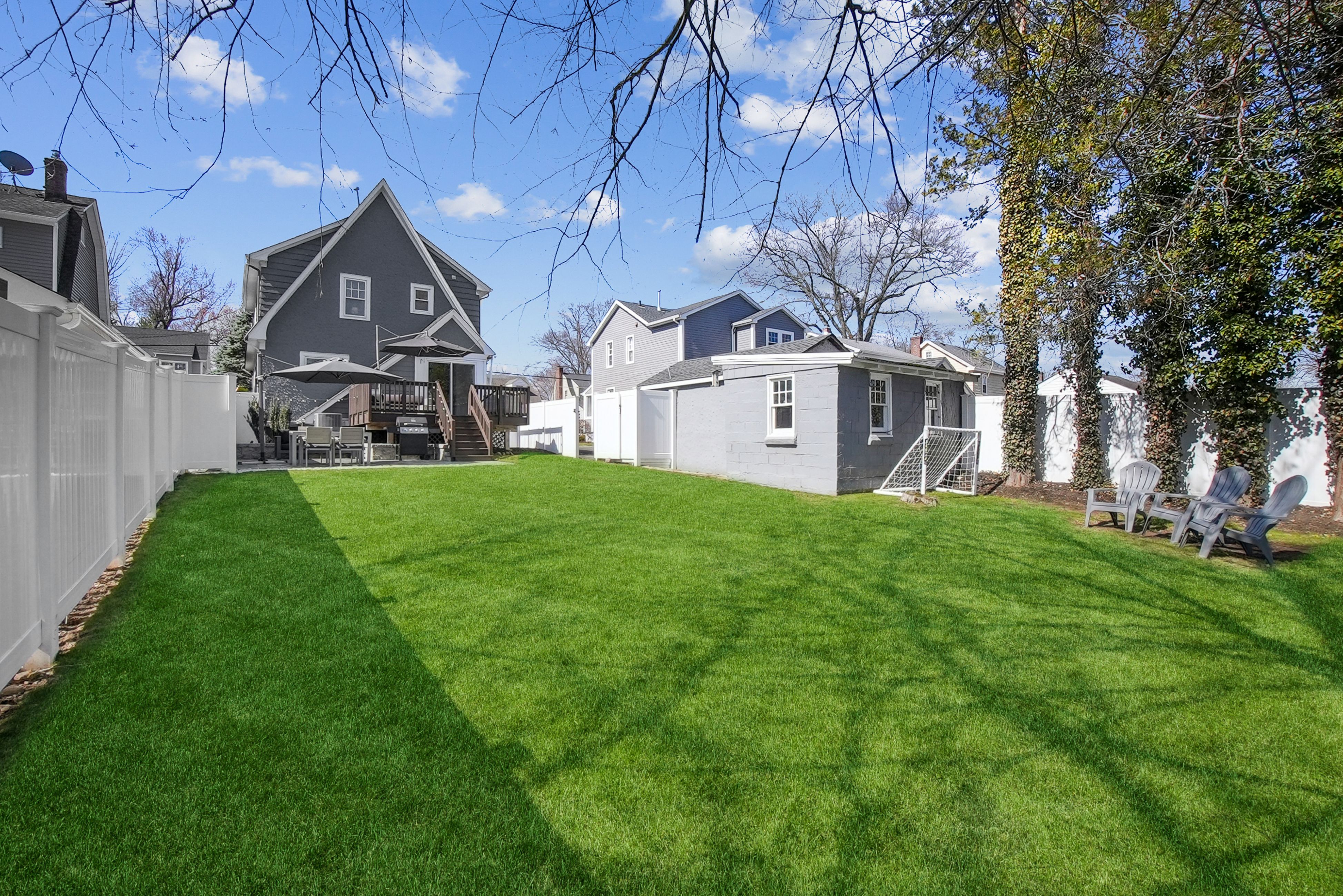 30 Lewis Avenue 