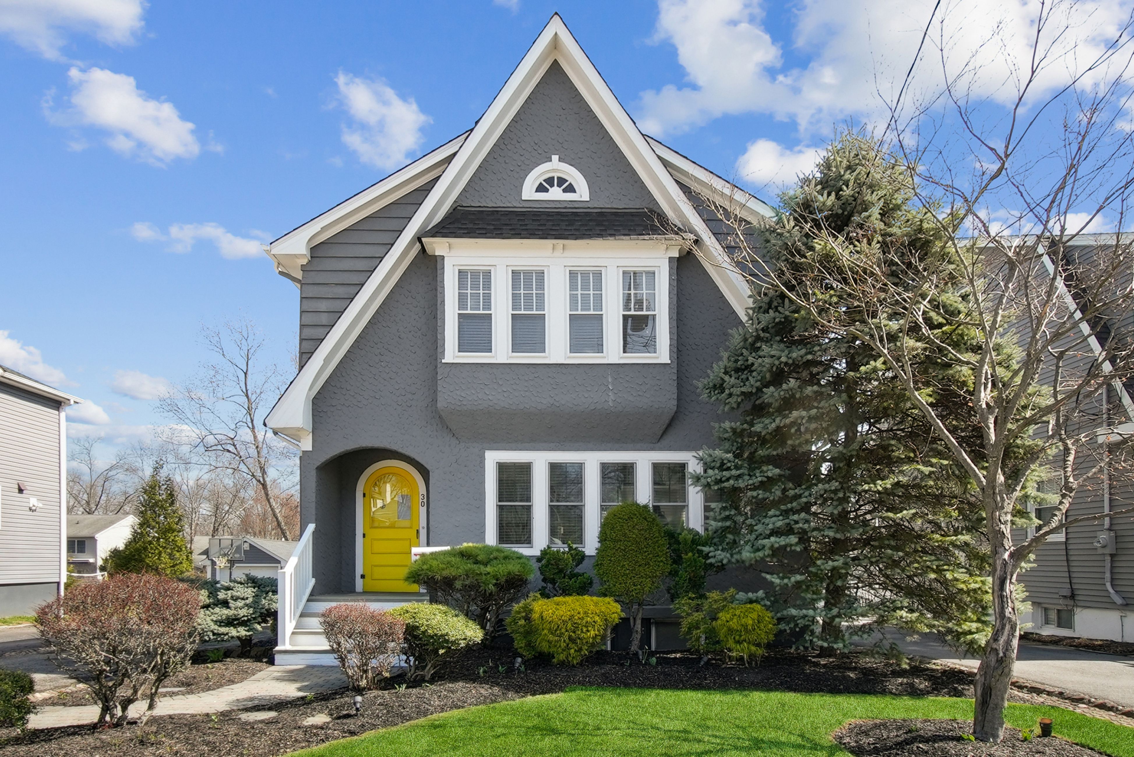 30 Lewis Avenue 