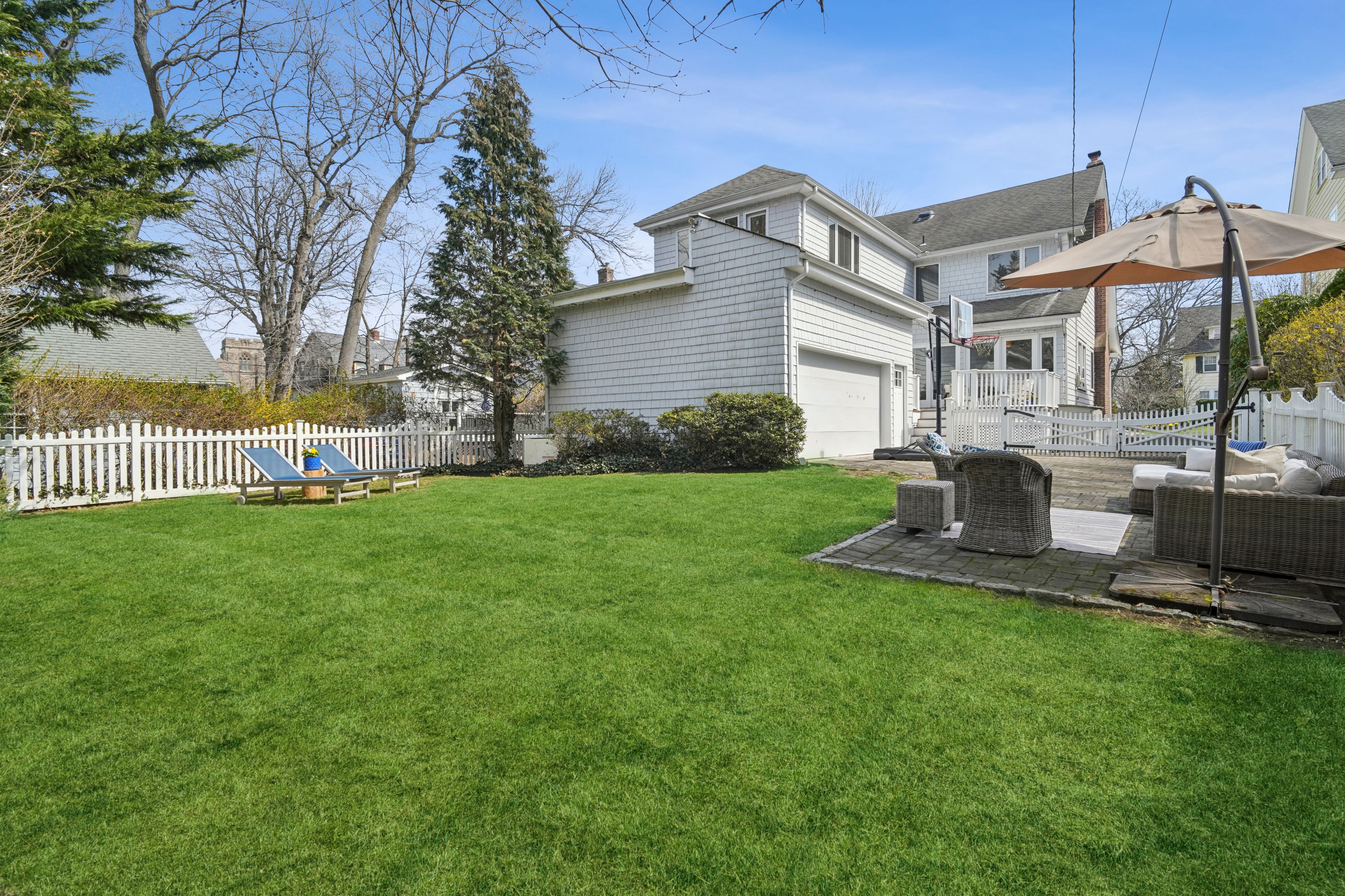 18 Duryea Road 
