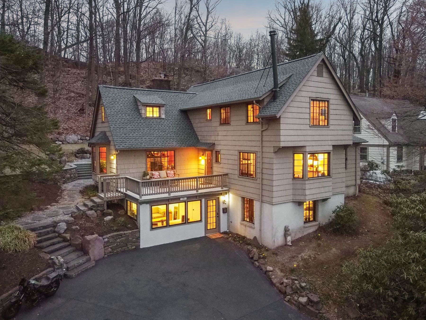 16 Mountainside Park Terrace 