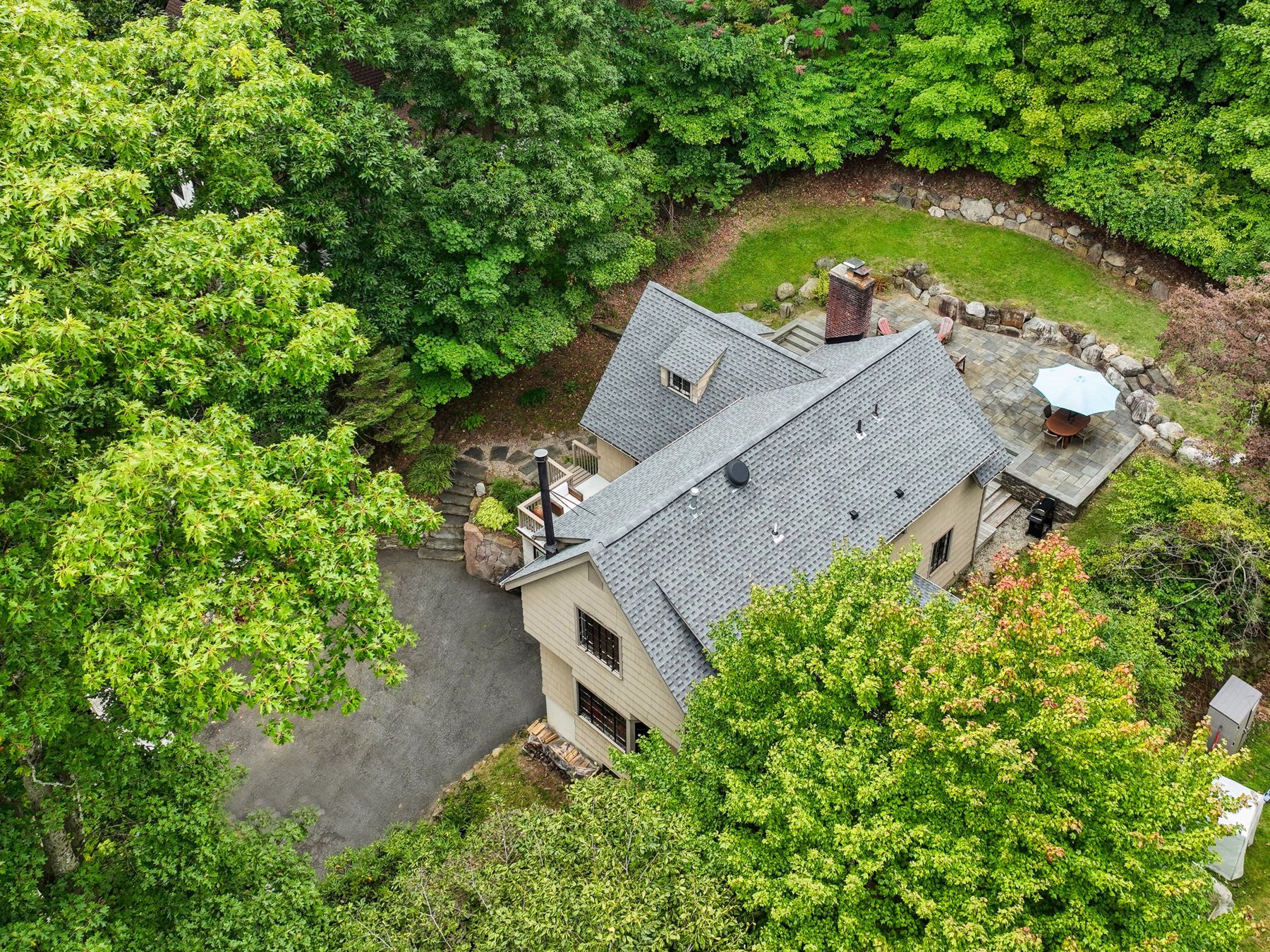16 Mountainside Park Terrace 