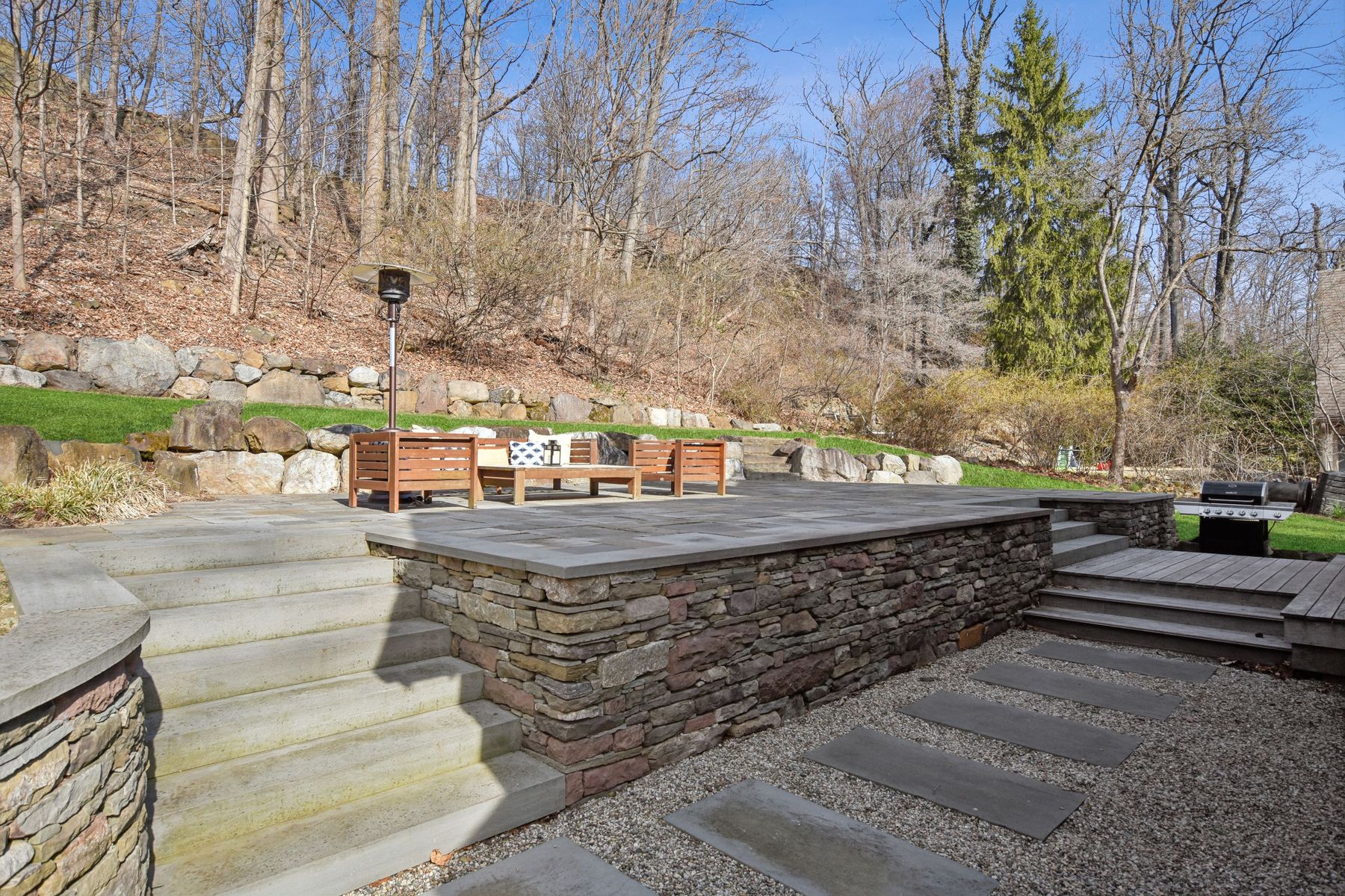 16 Mountainside Park Terrace 
