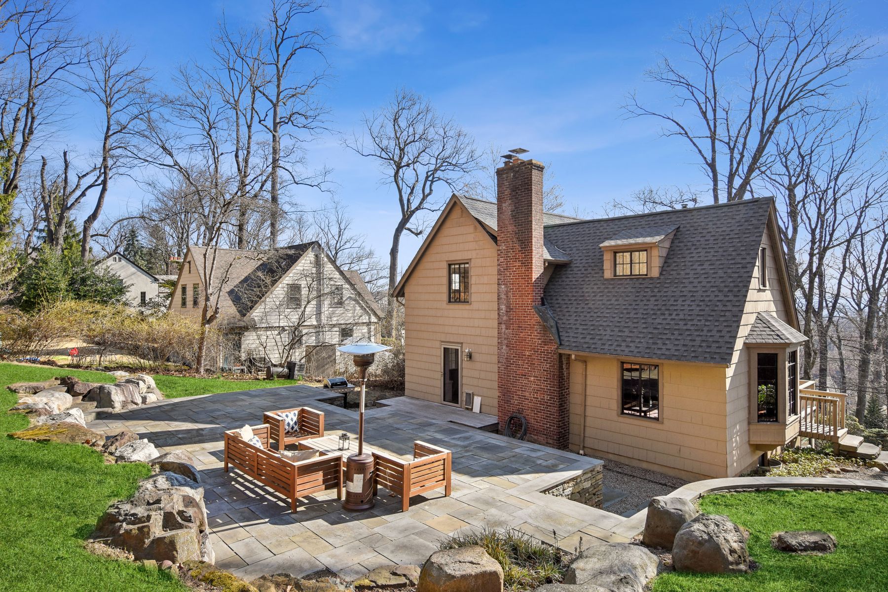 16 Mountainside Park Terrace 
