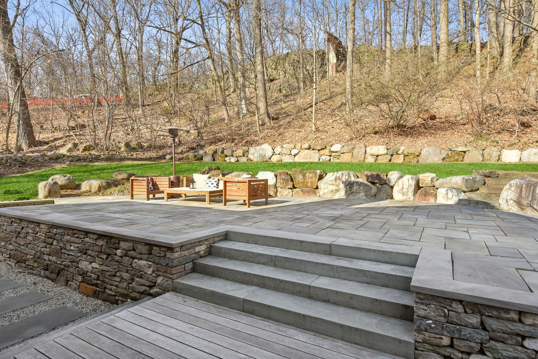 16 Mountainside Park Terrace 