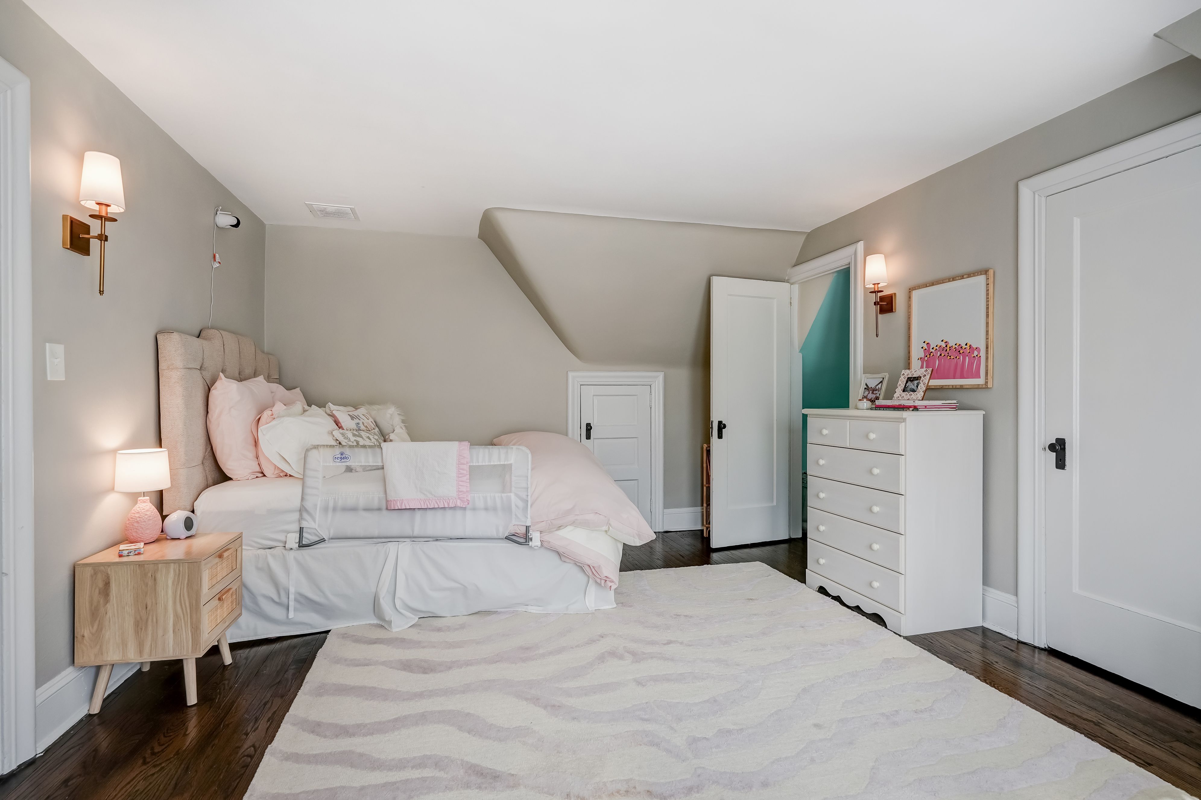 152 Loantaka Way 