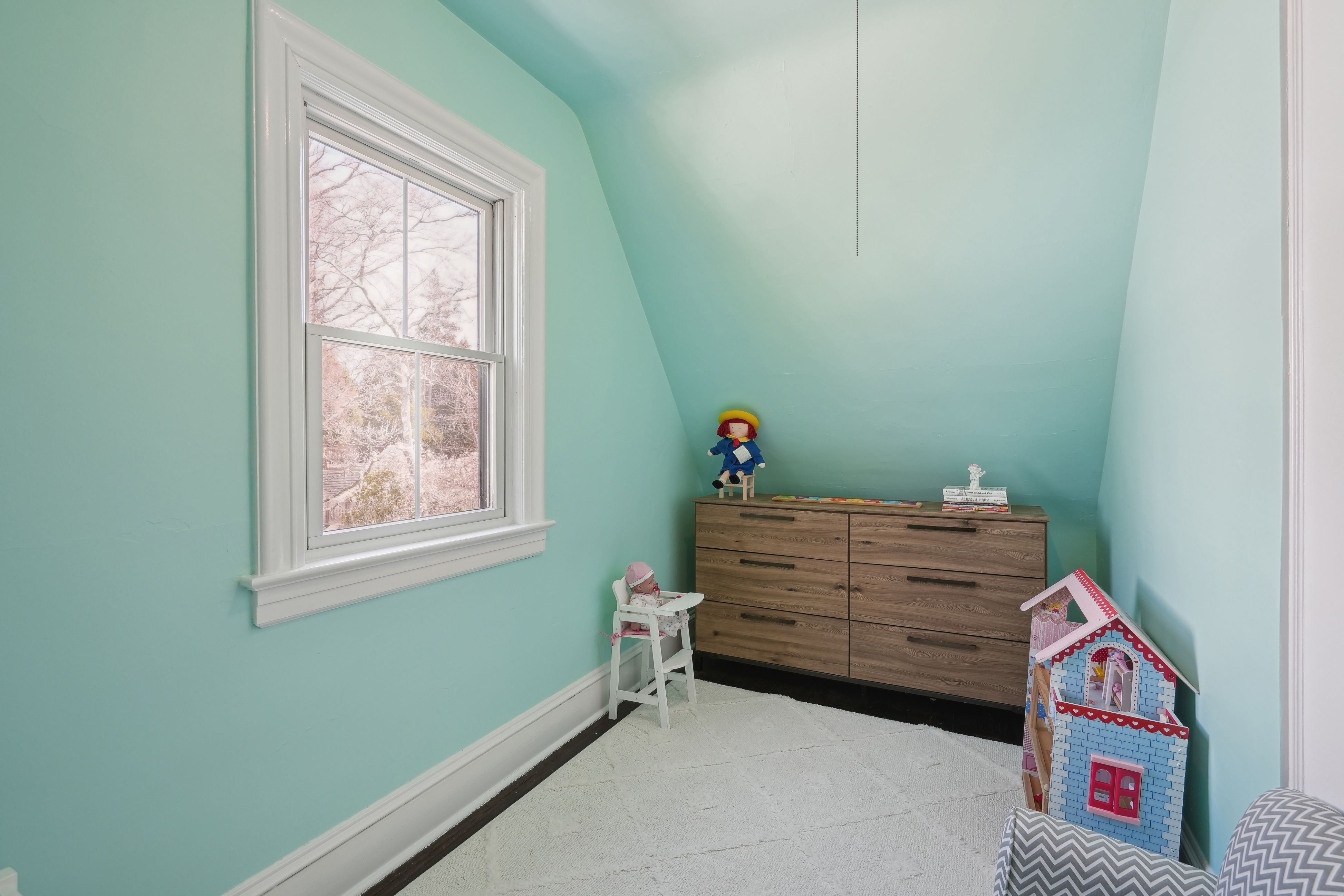 152 Loantaka Way 