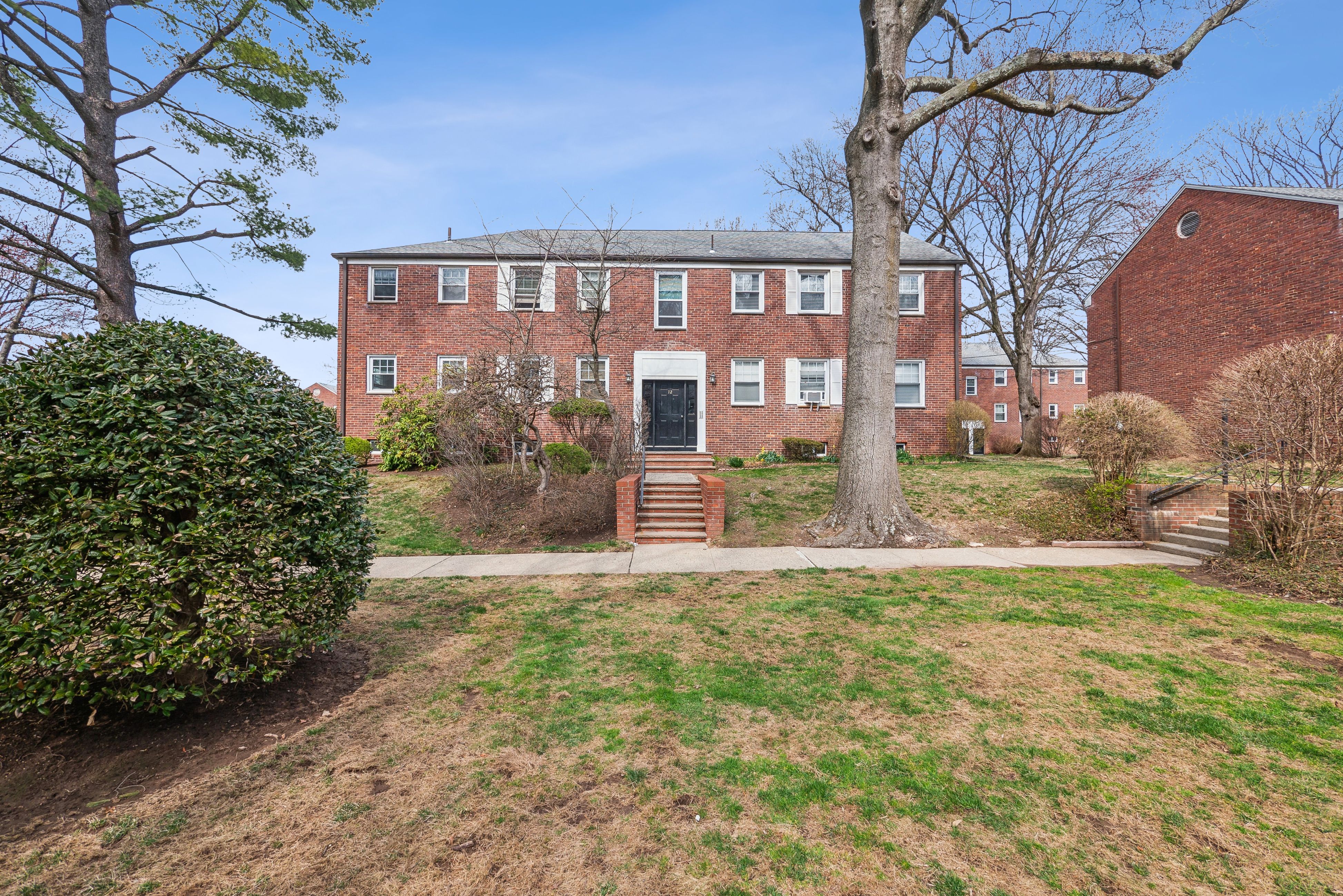 349 Bloomfield Avenue, #42 