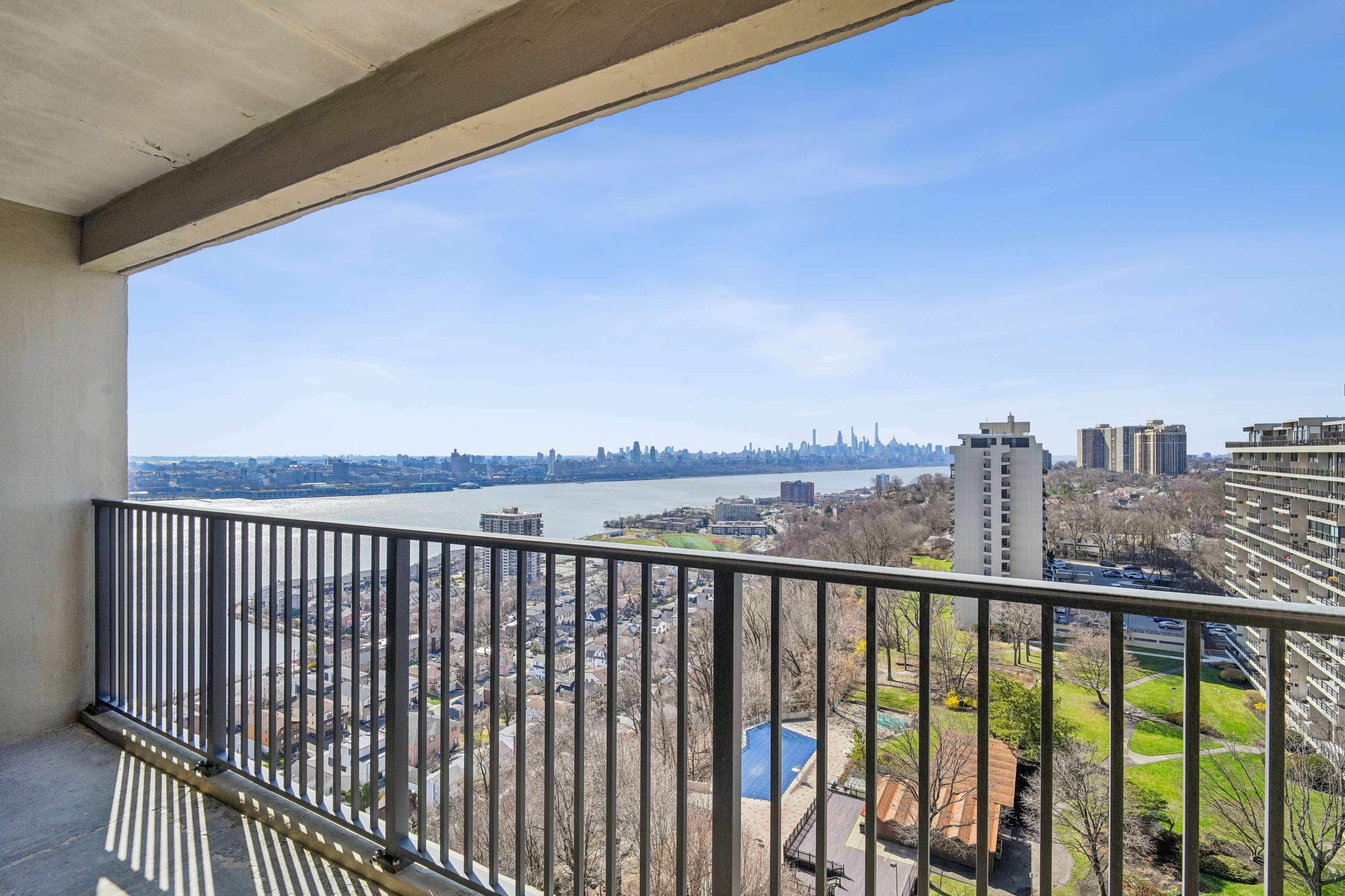 5 Horizon Road, #1505 