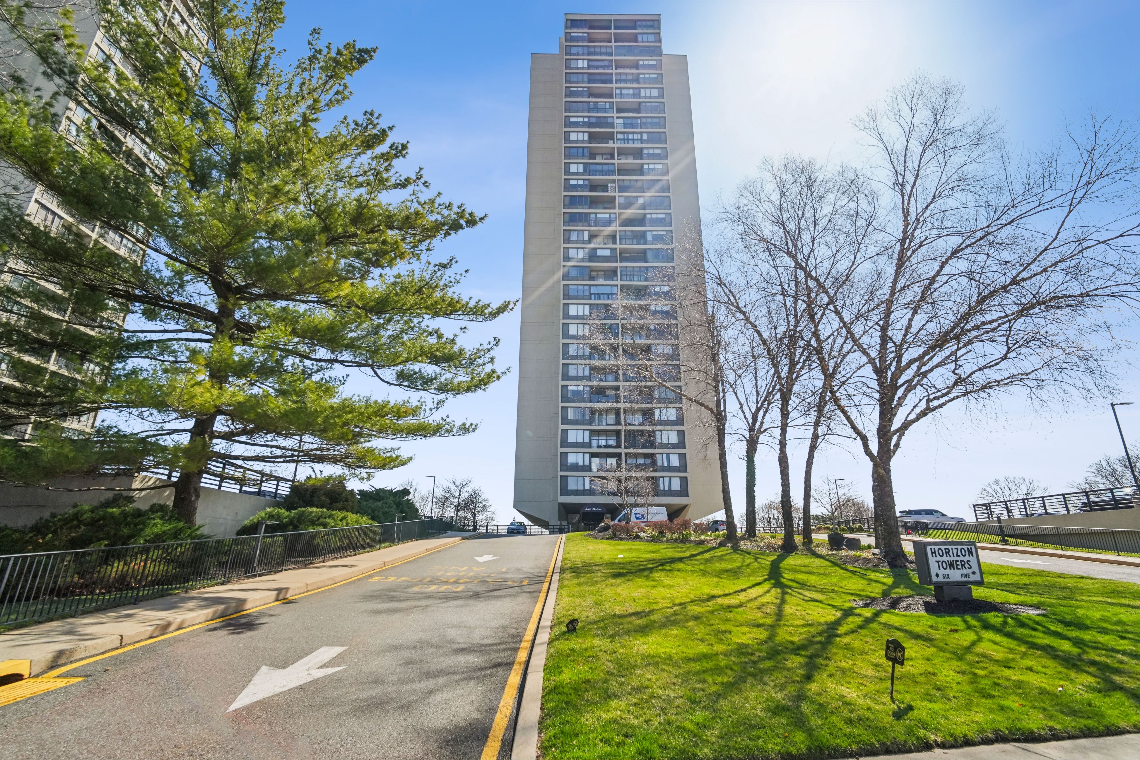 5 Horizon Road, #1505 