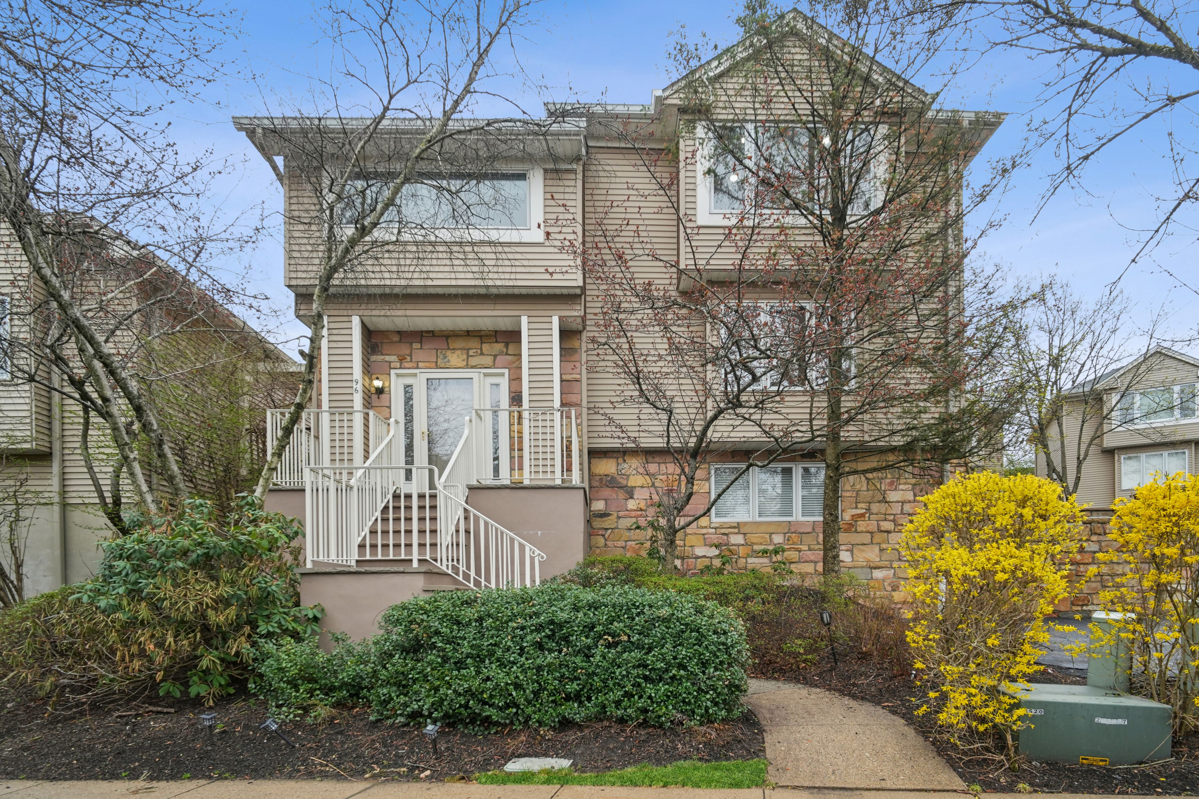96 Clarken Drive 