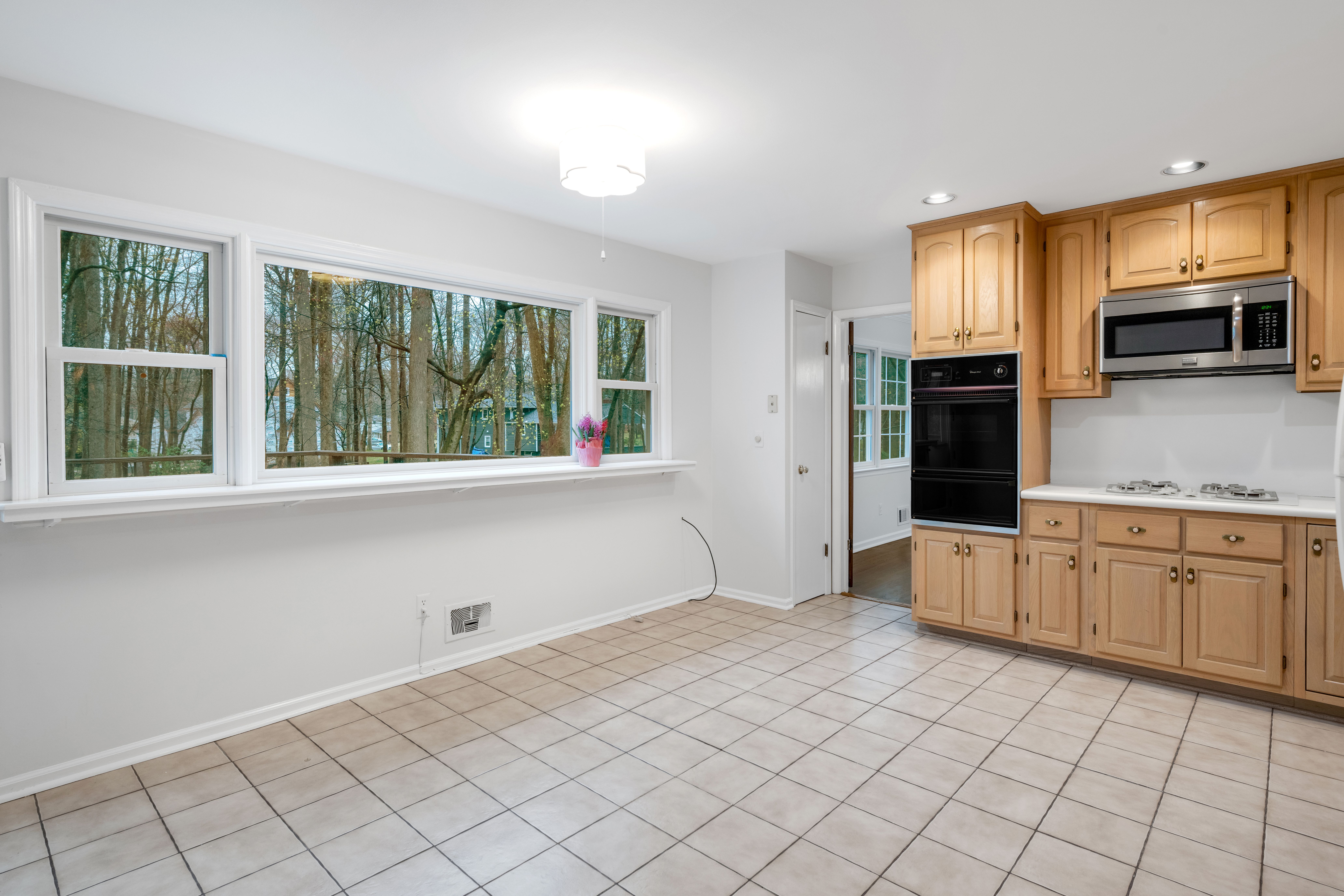 1828 Rangewood Court 