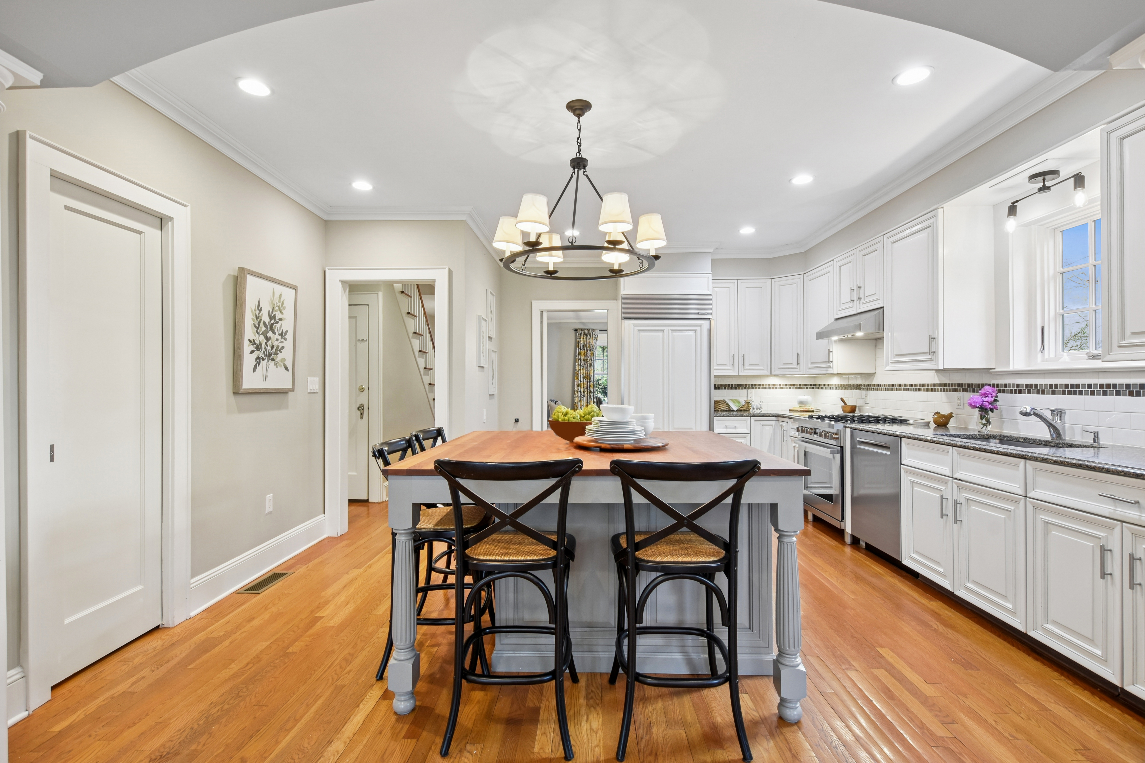 242 Kent Place Boulevard 