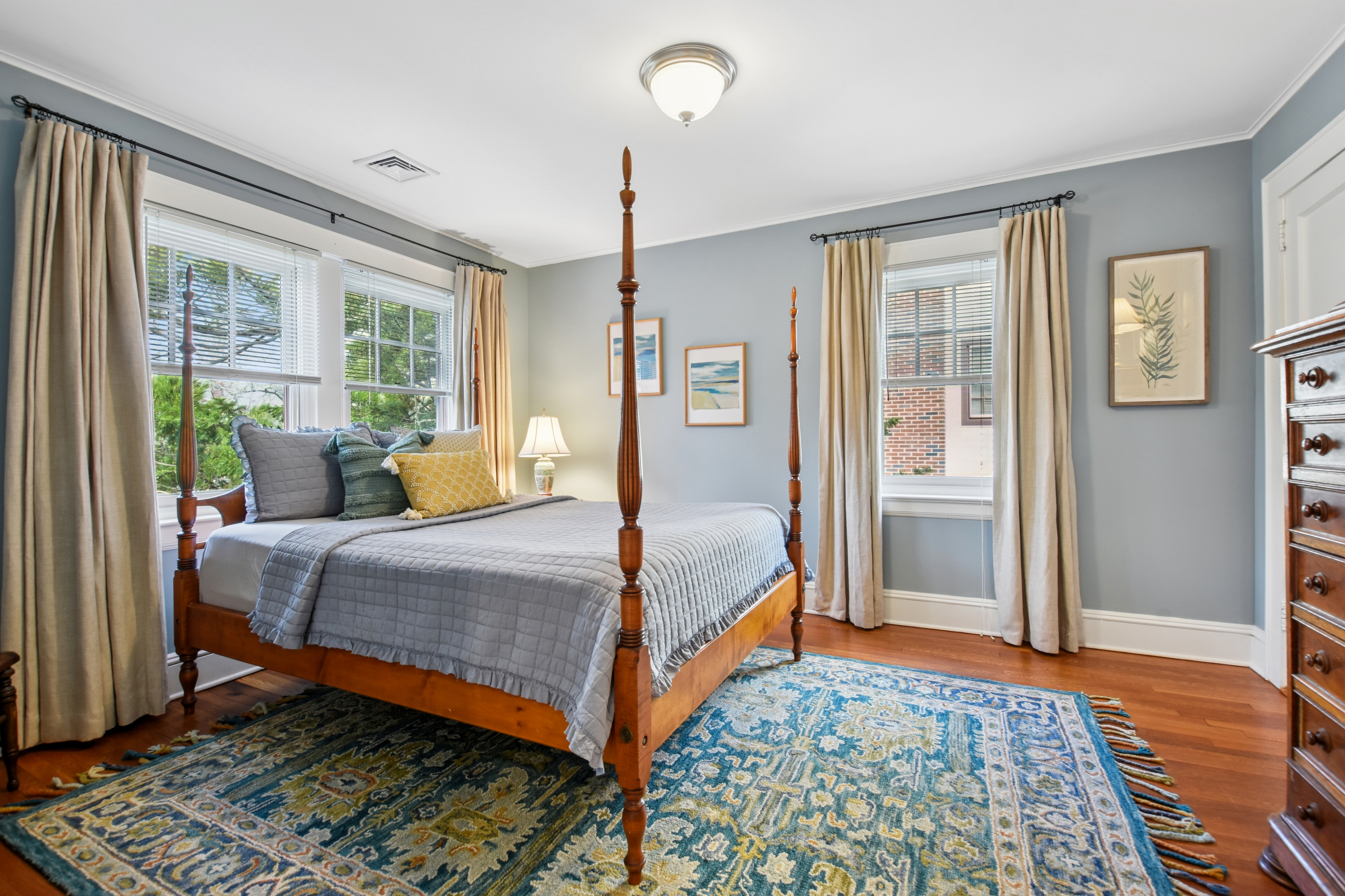 242 Kent Place Boulevard 