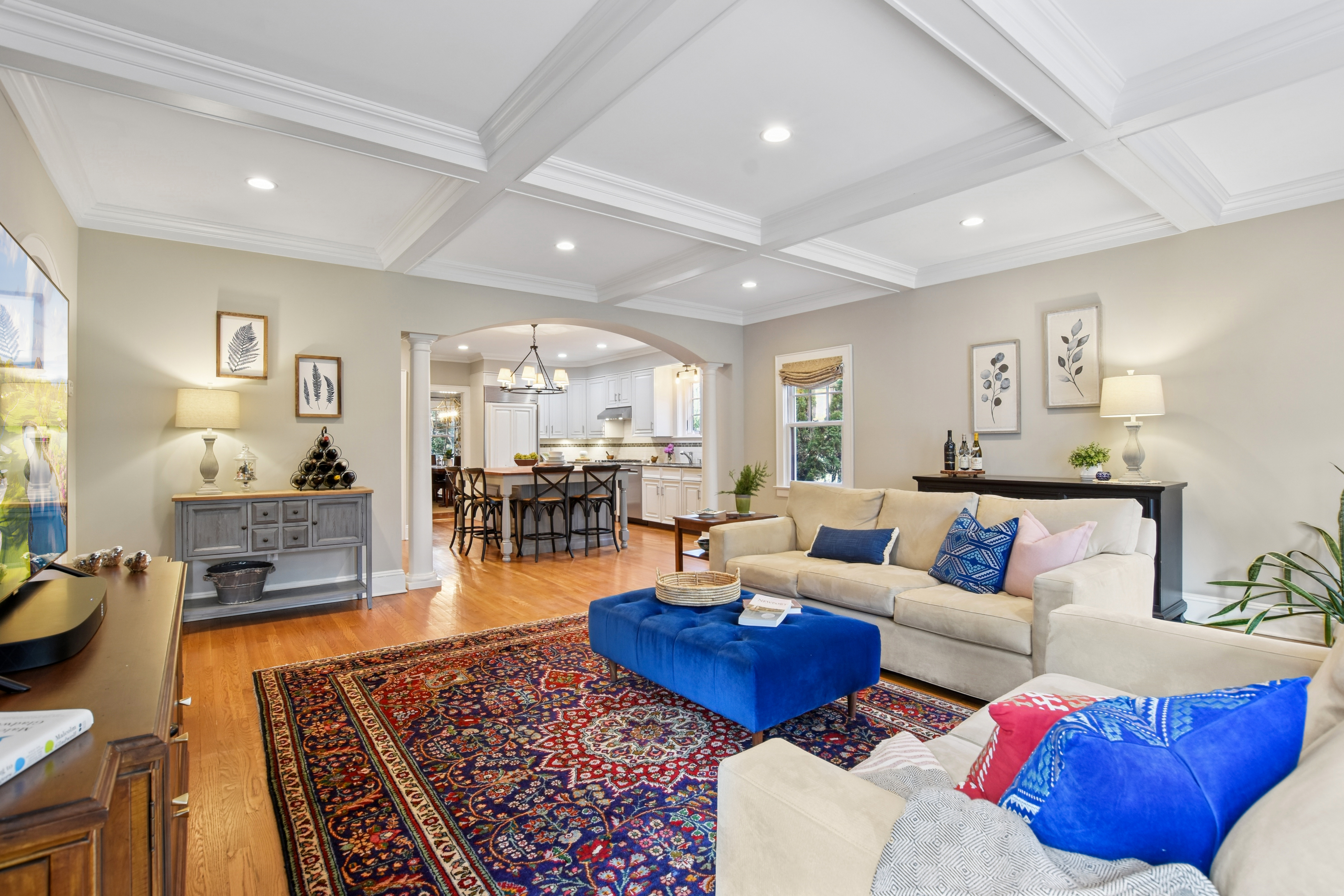 242 Kent Place Boulevard 