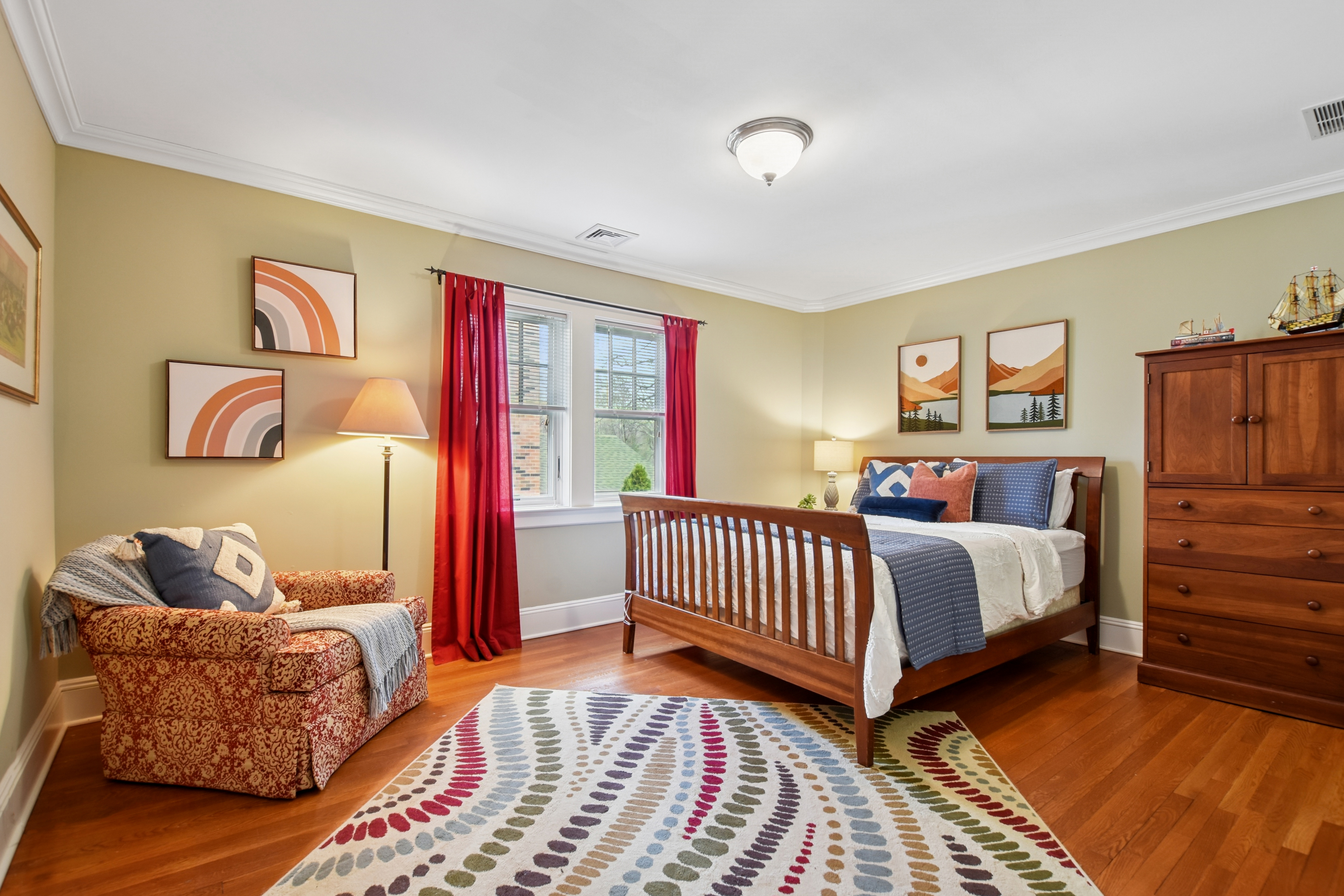 242 Kent Place Boulevard 