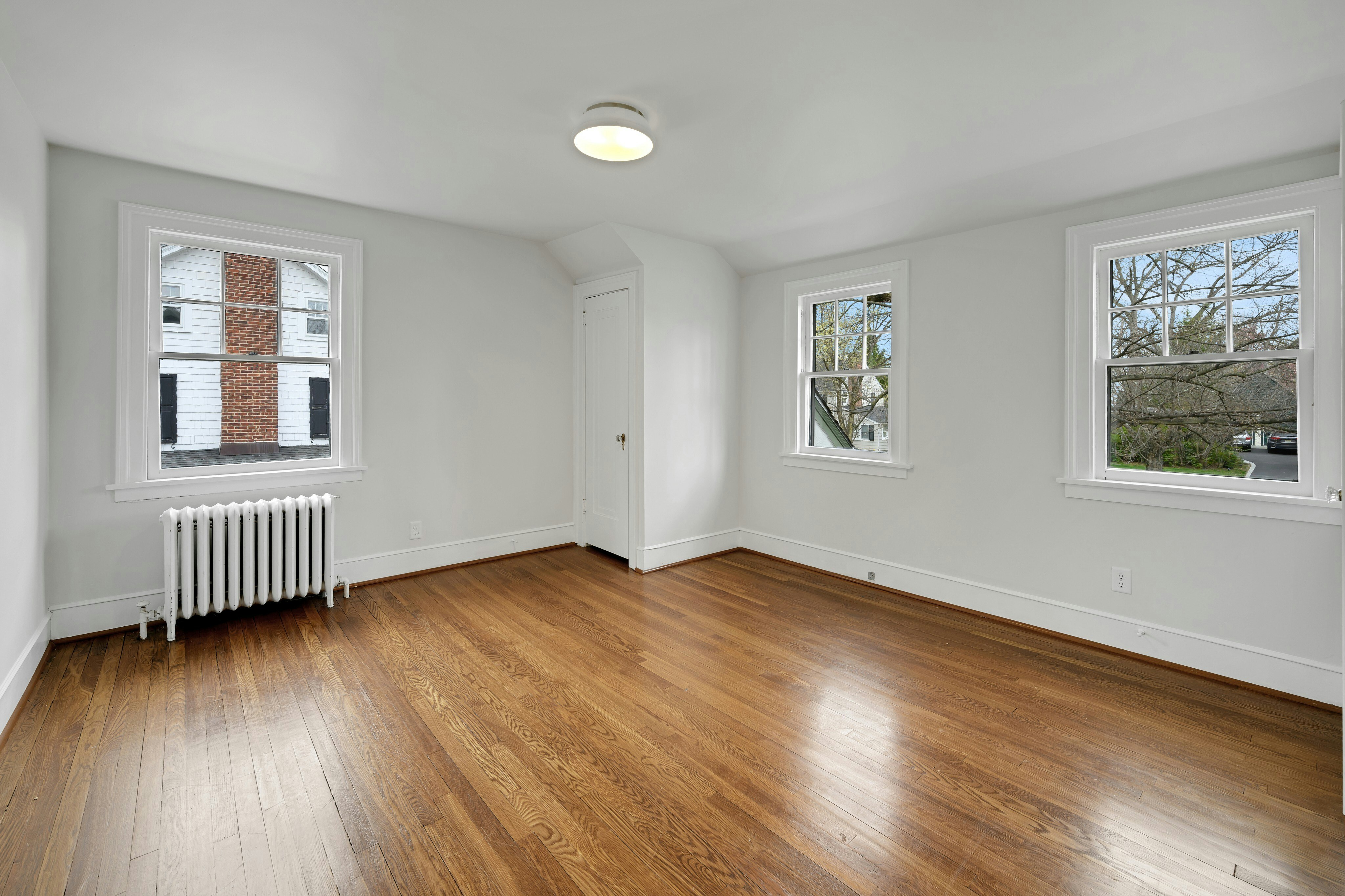 34 Oakley Avenue 