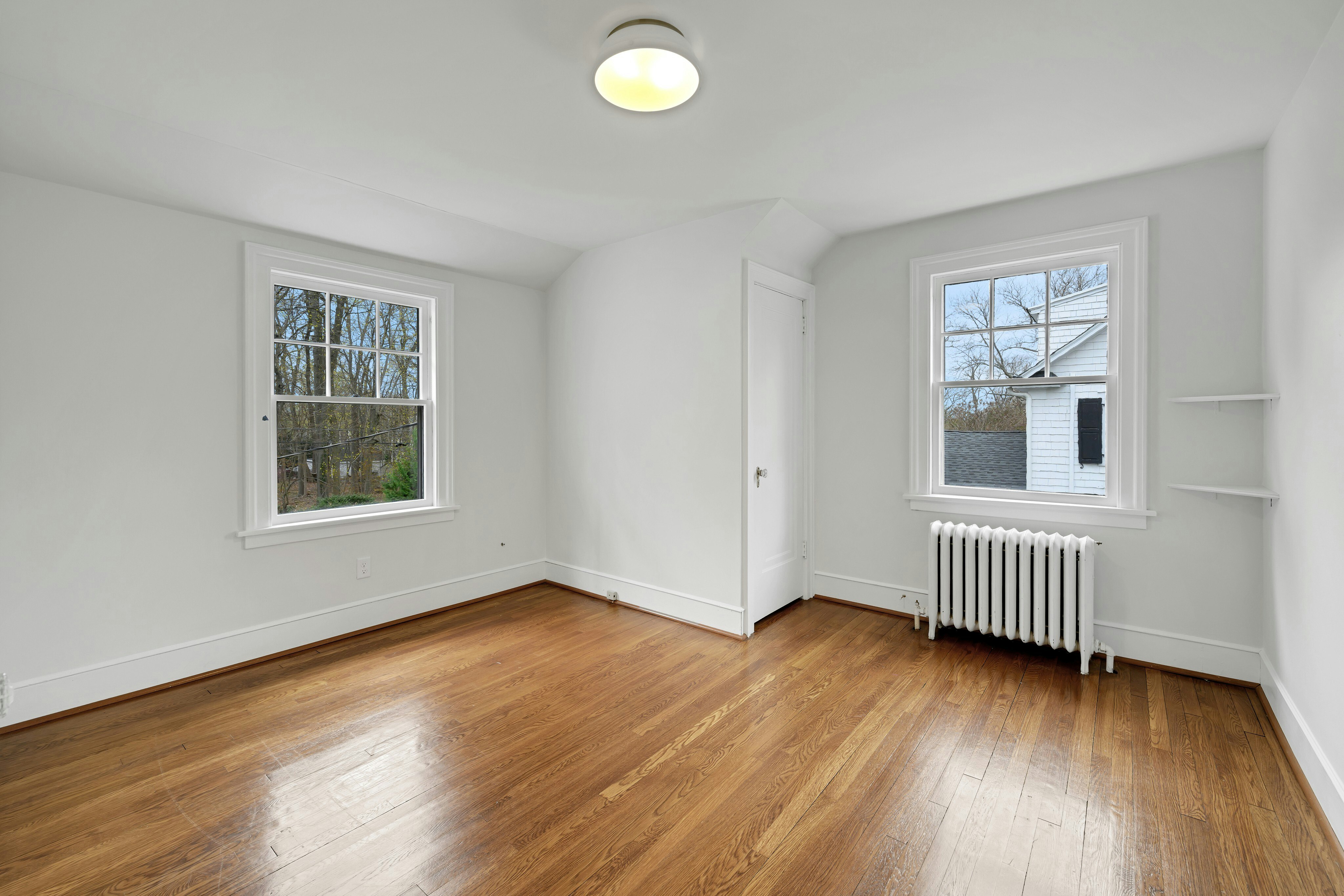34 Oakley Avenue 
