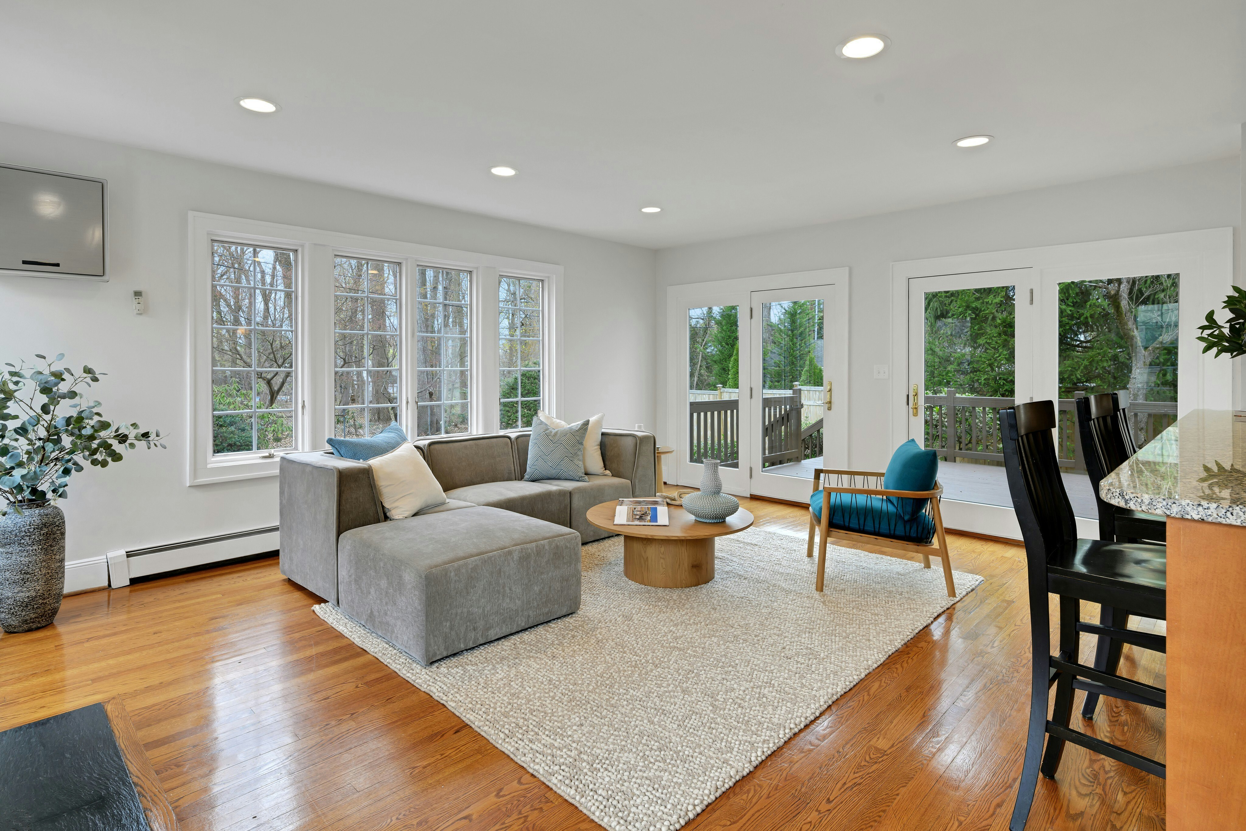 34 Oakley Avenue 