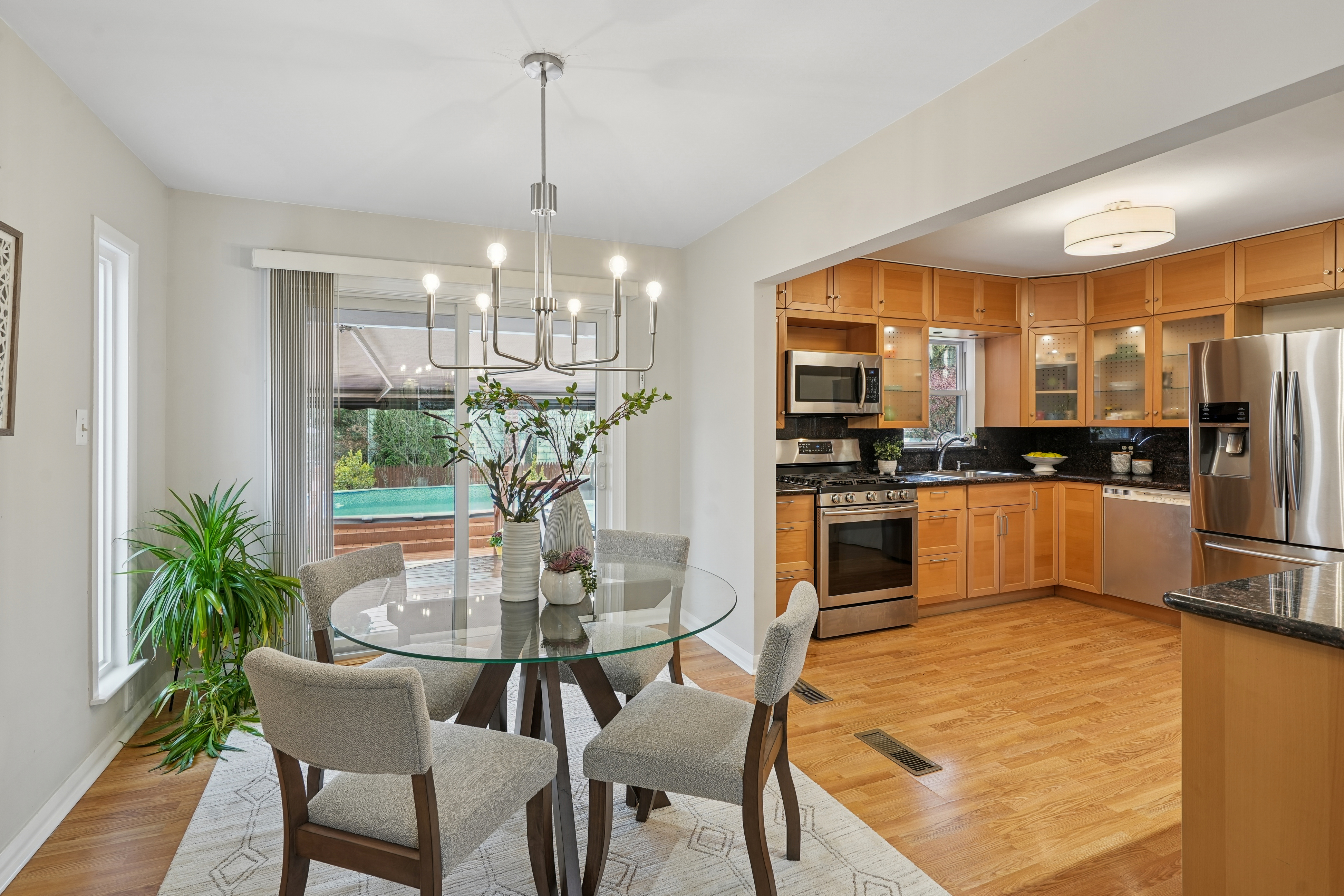 21 Hillside Avenue 
