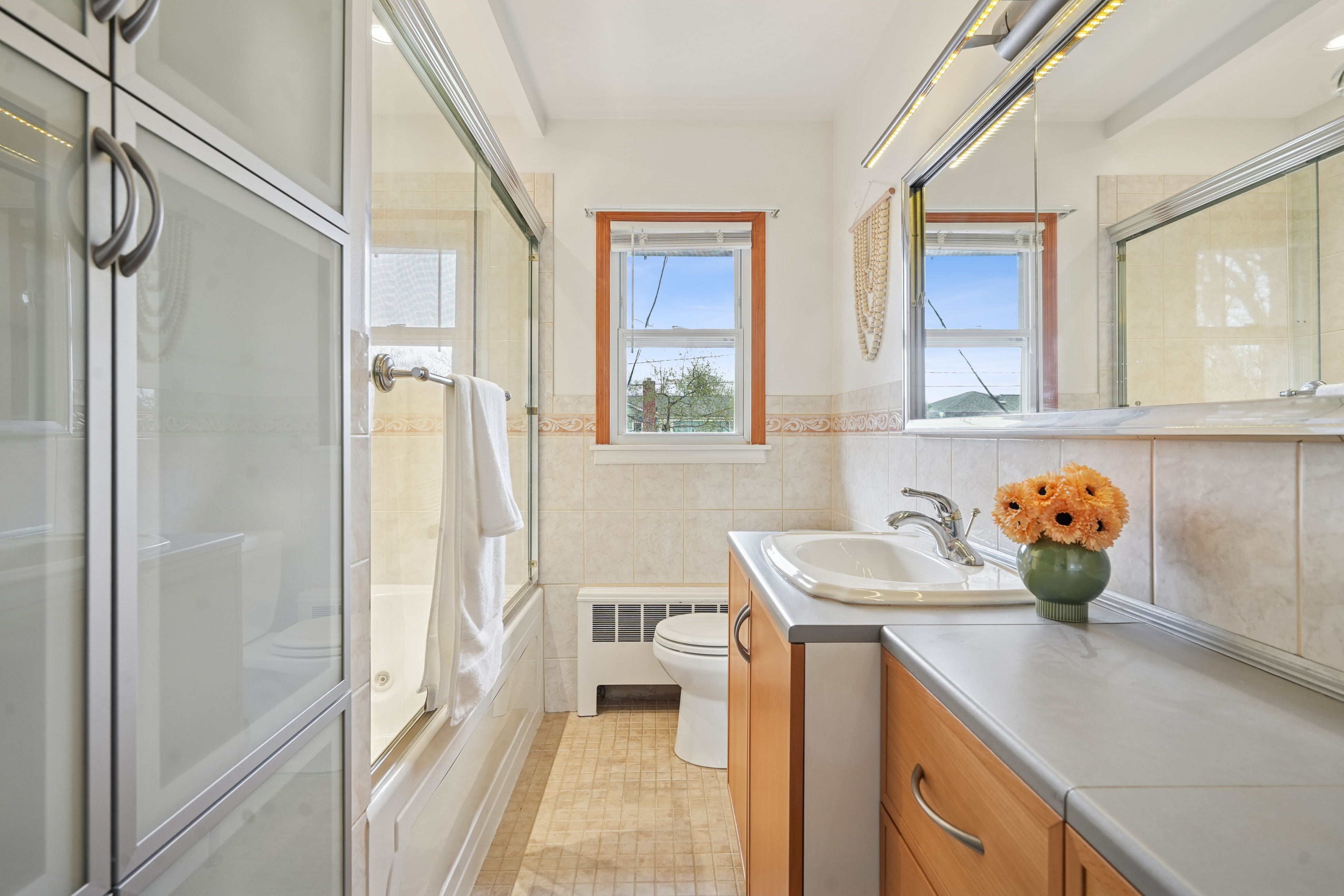 21 Hillside Avenue 