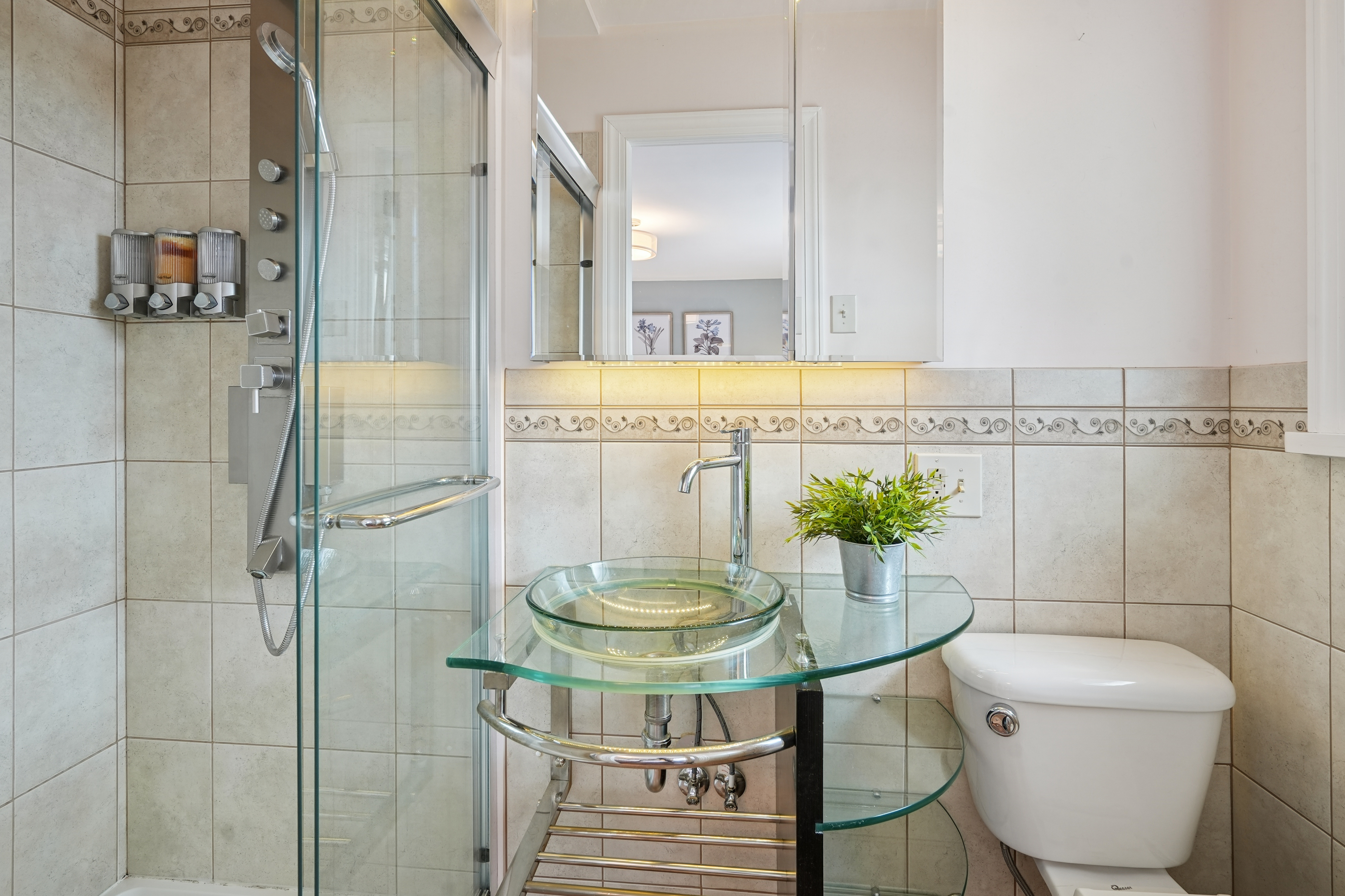 21 Hillside Avenue 