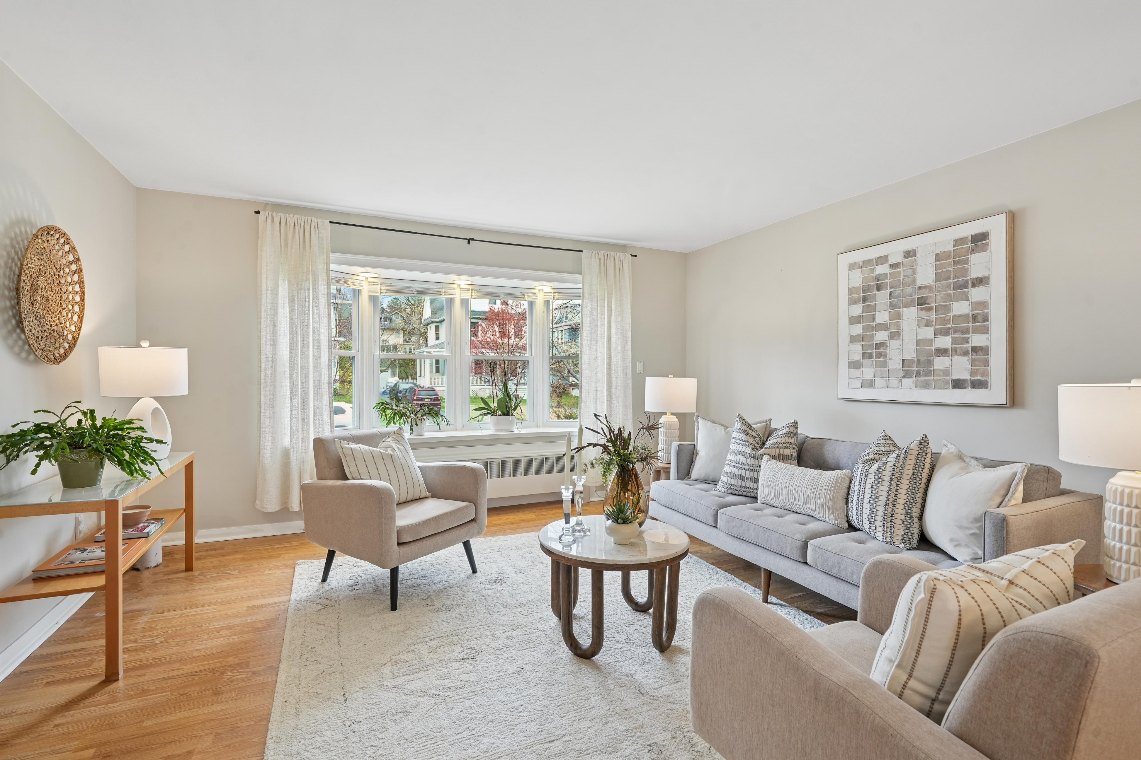 21 Hillside Avenue 
