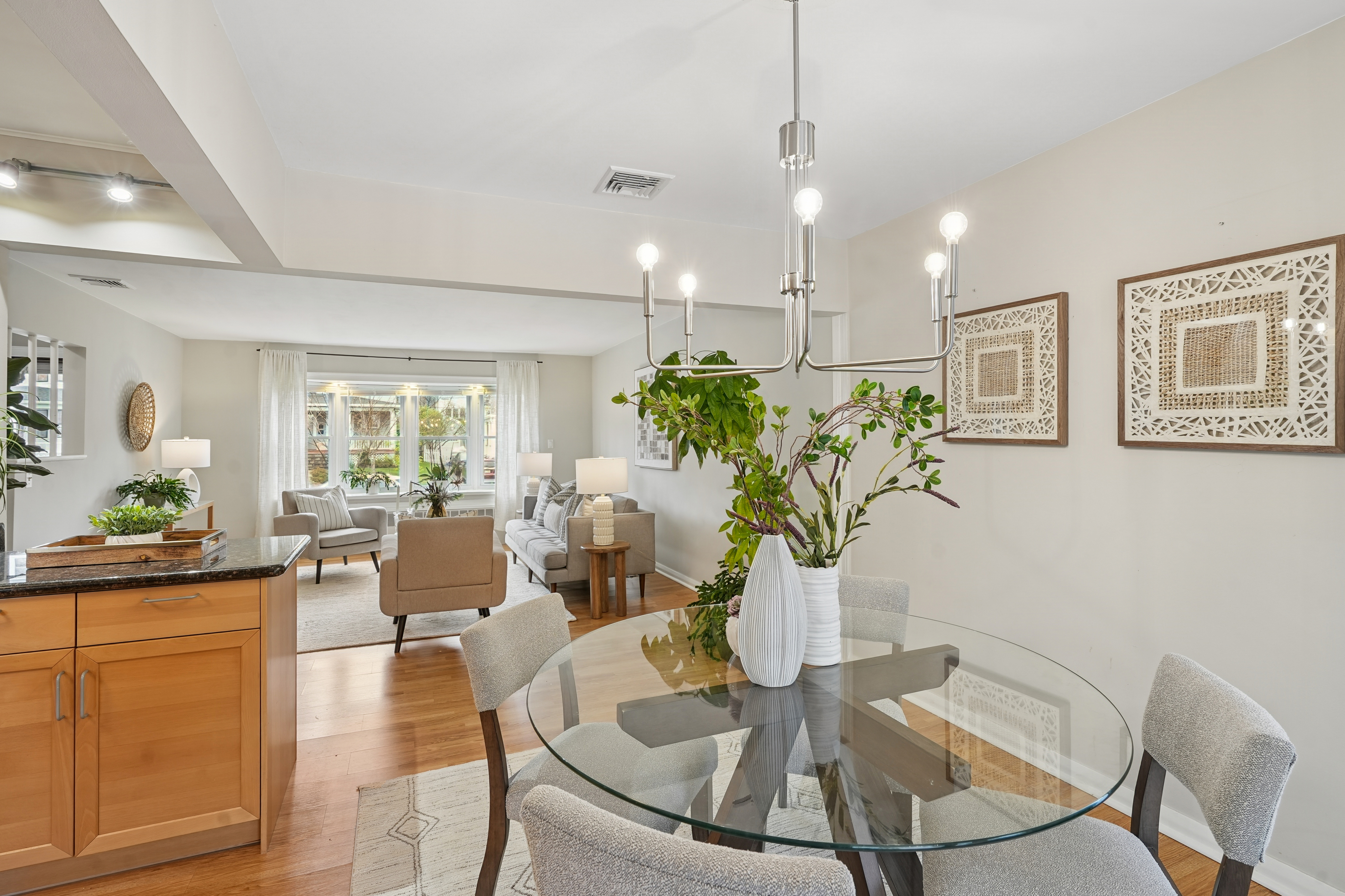 21 Hillside Avenue 
