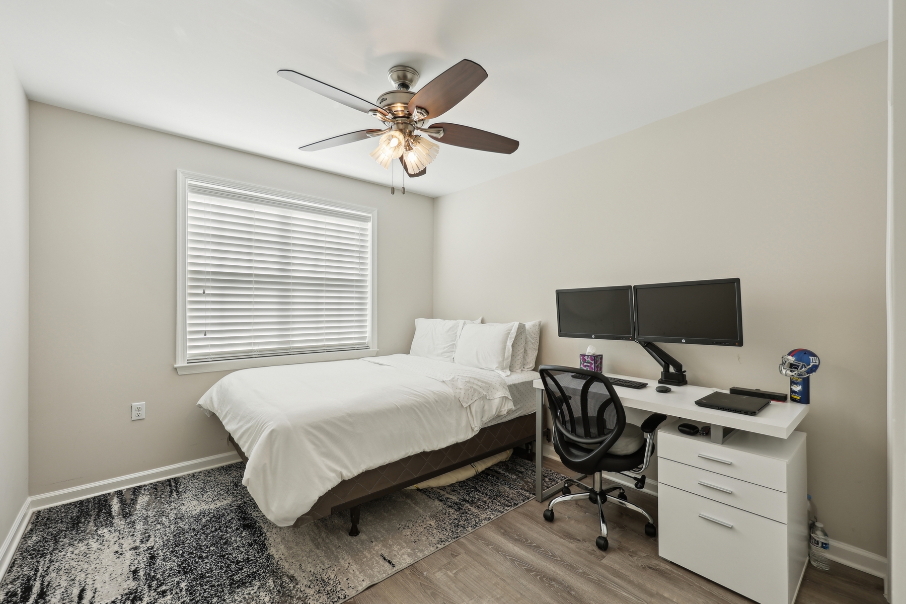 410 Howe Ave Unit# 8