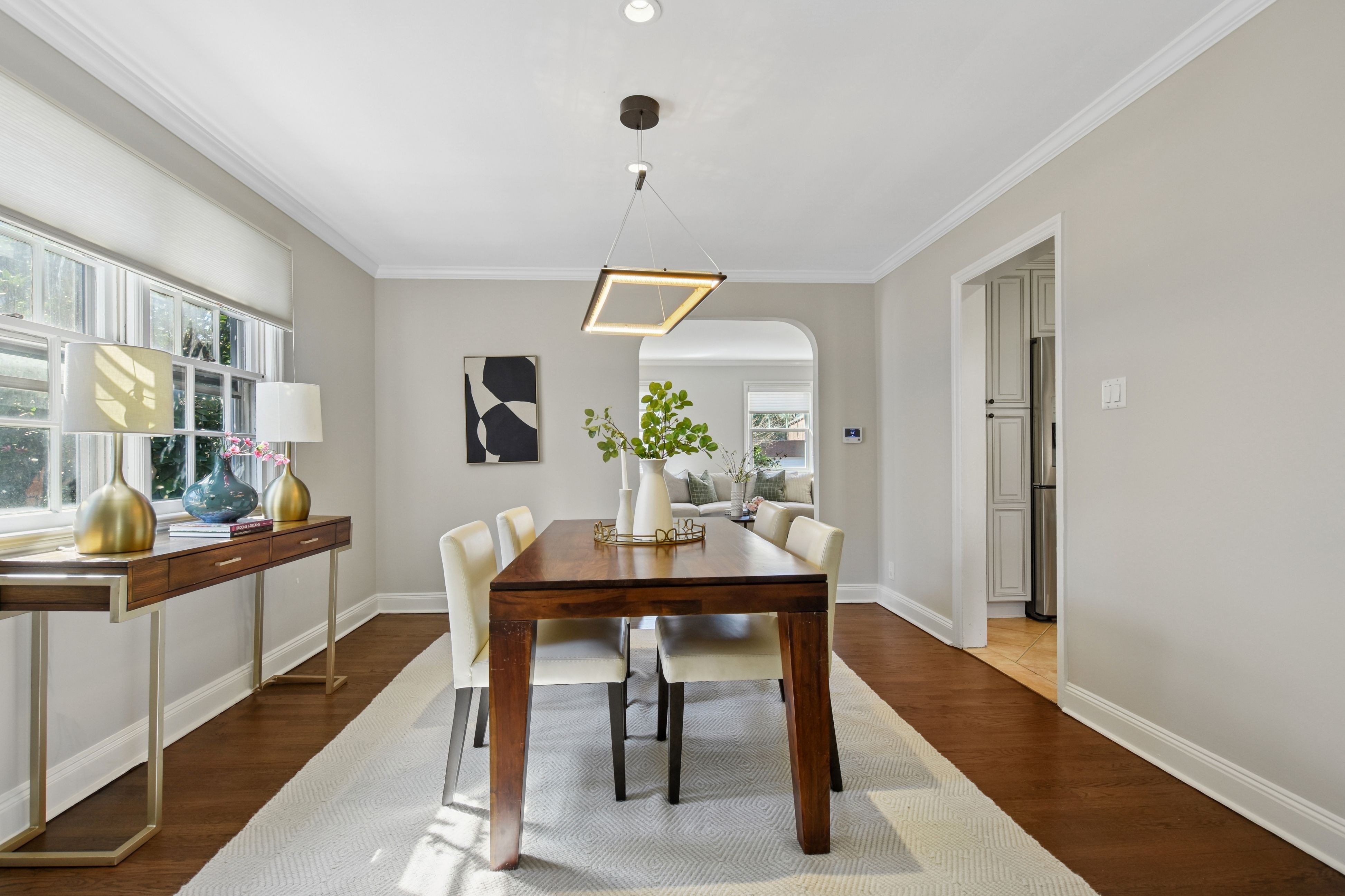 4 Stonehenge Road 
