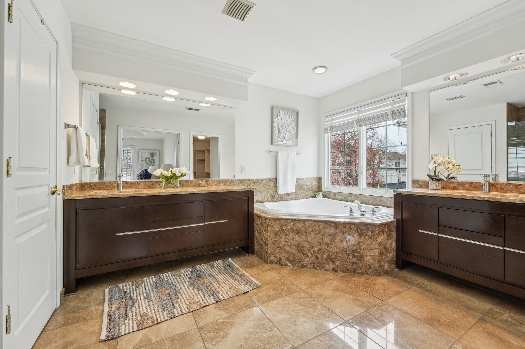 81 Hickory Hill Boulevard 