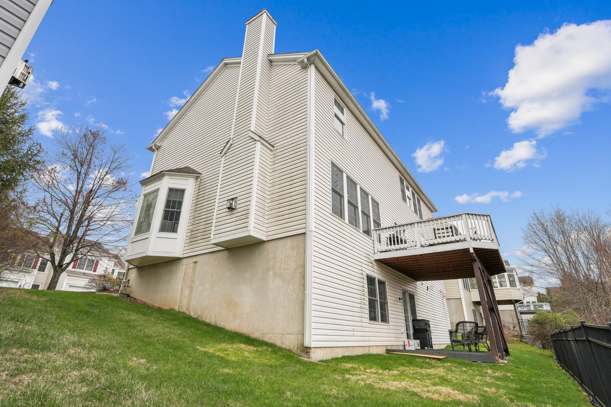 81 Hickory Hill Boulevard 