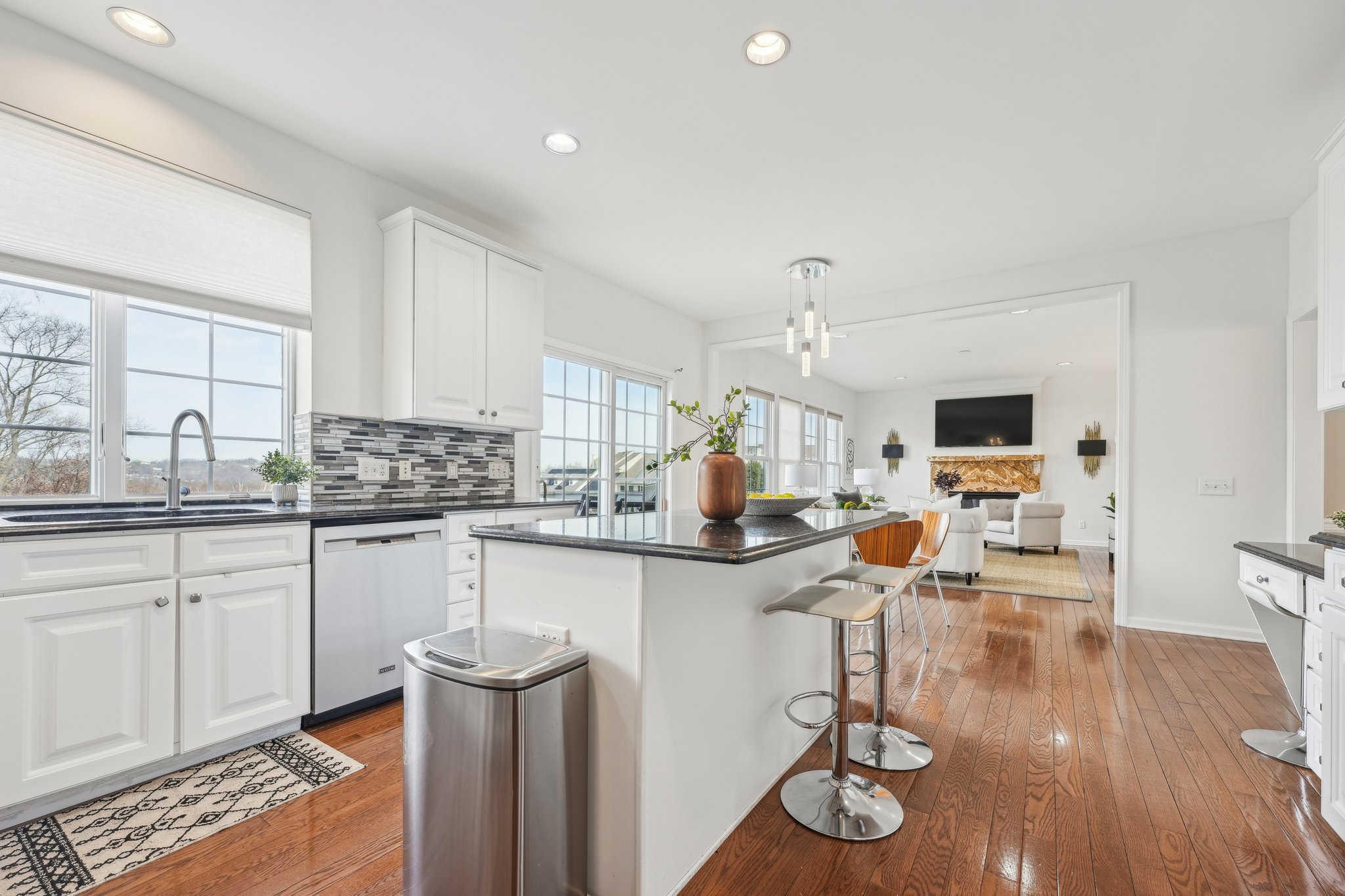 81 Hickory Hill Boulevard 