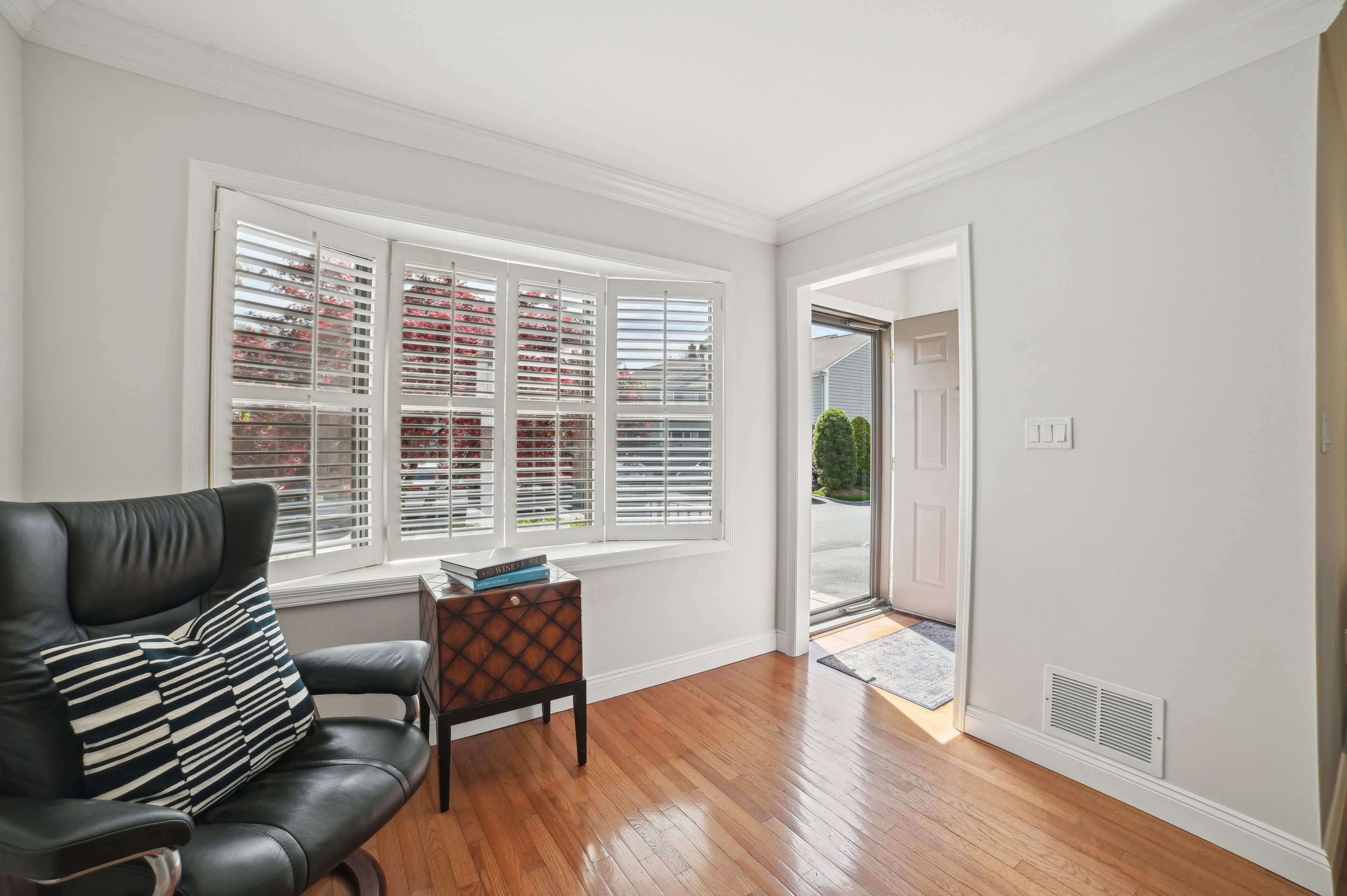 28 Morris Avenue, Unit E2 