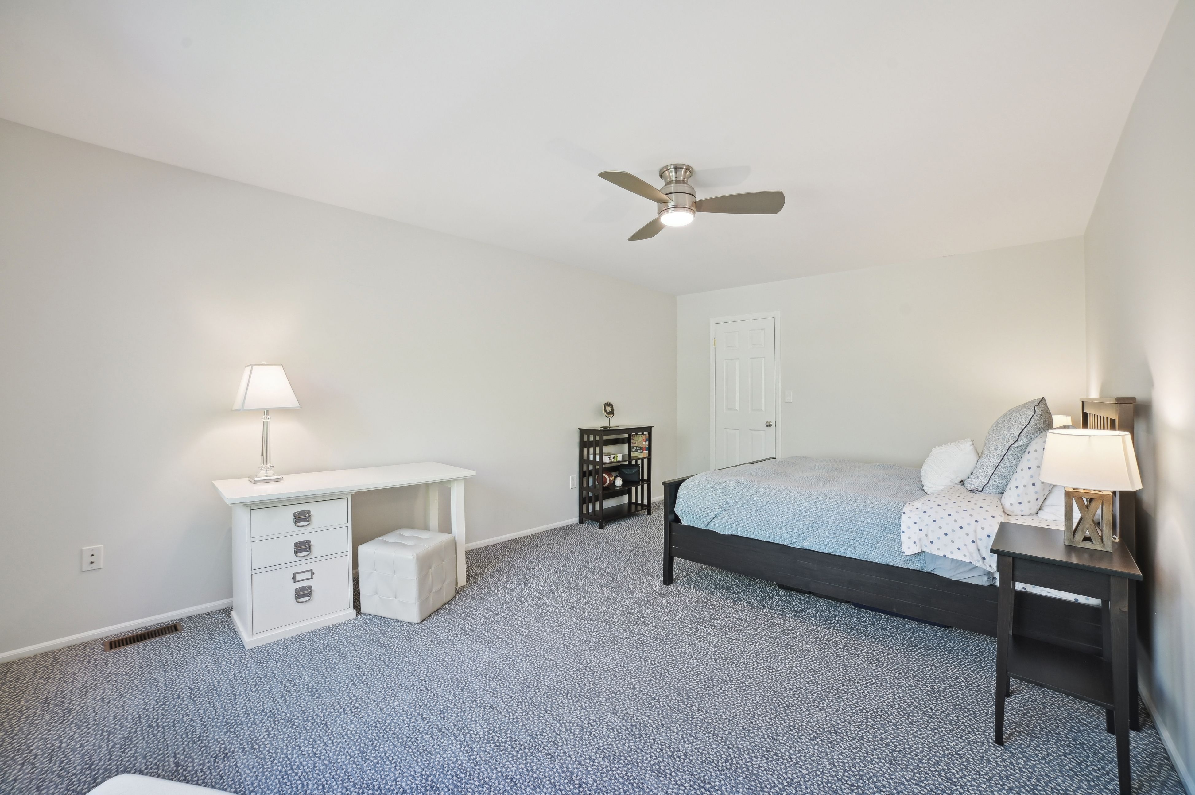 28 Morris Avenue, Unit E2 
