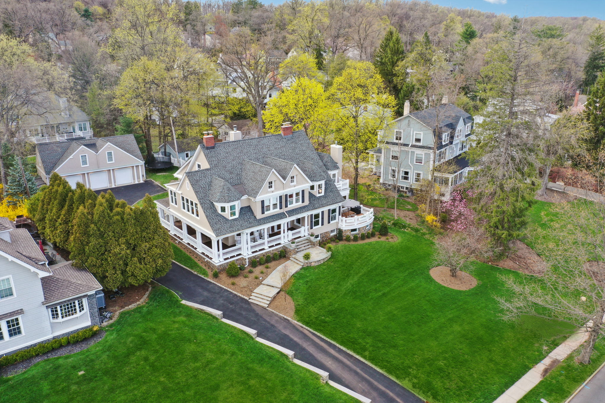 372 Upper Mountain Avenue 