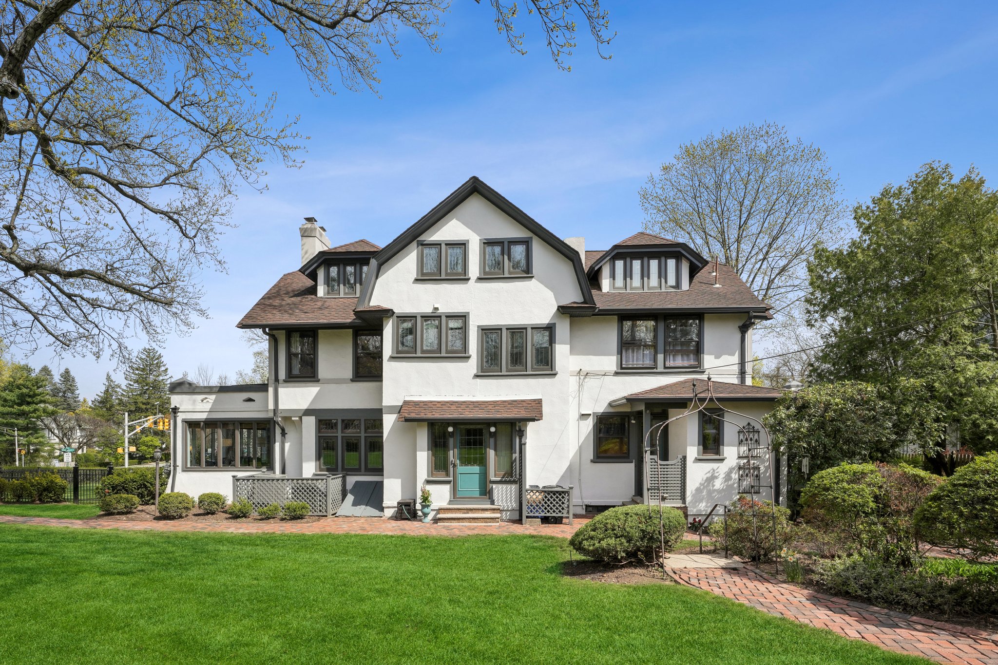 4 Harrison Avenue 