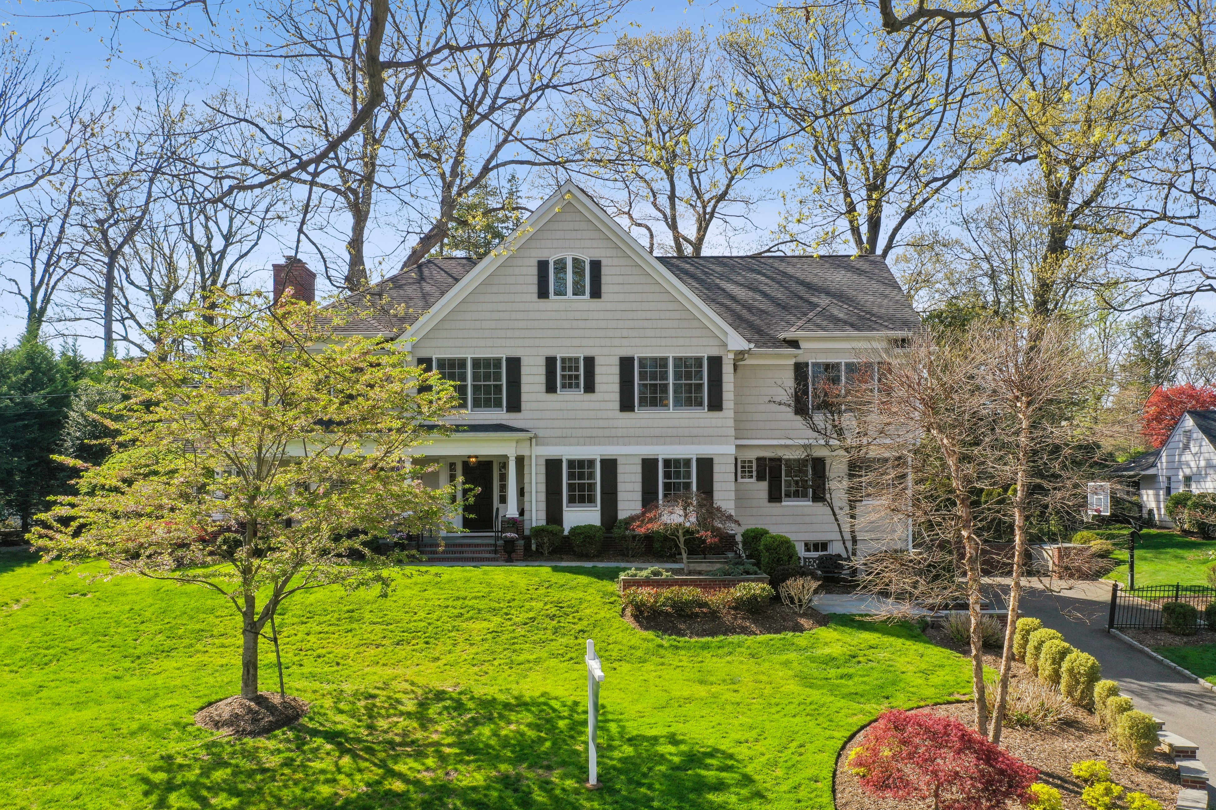 231 Oak Ridge Avenue 