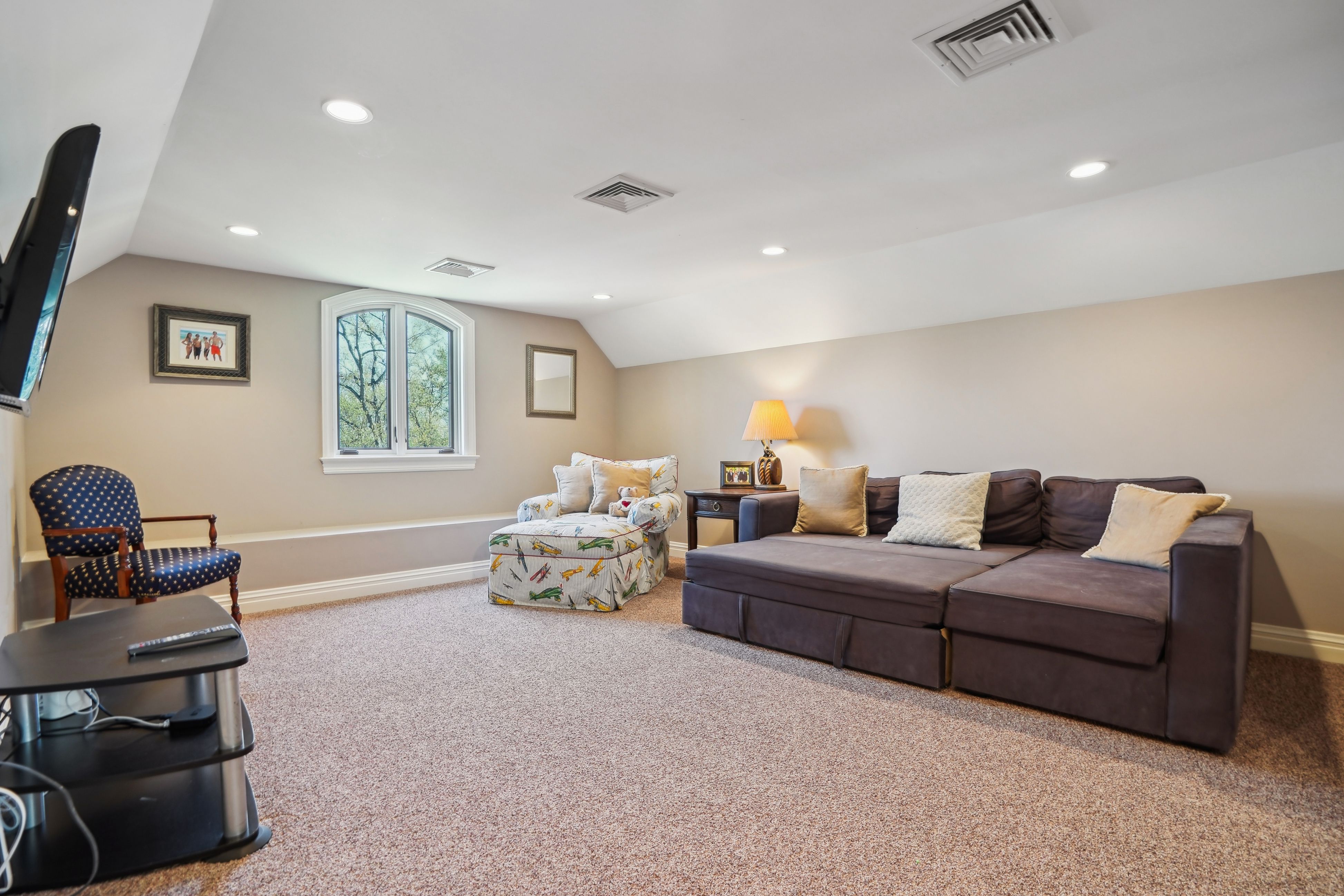 231 Oak Ridge Avenue 