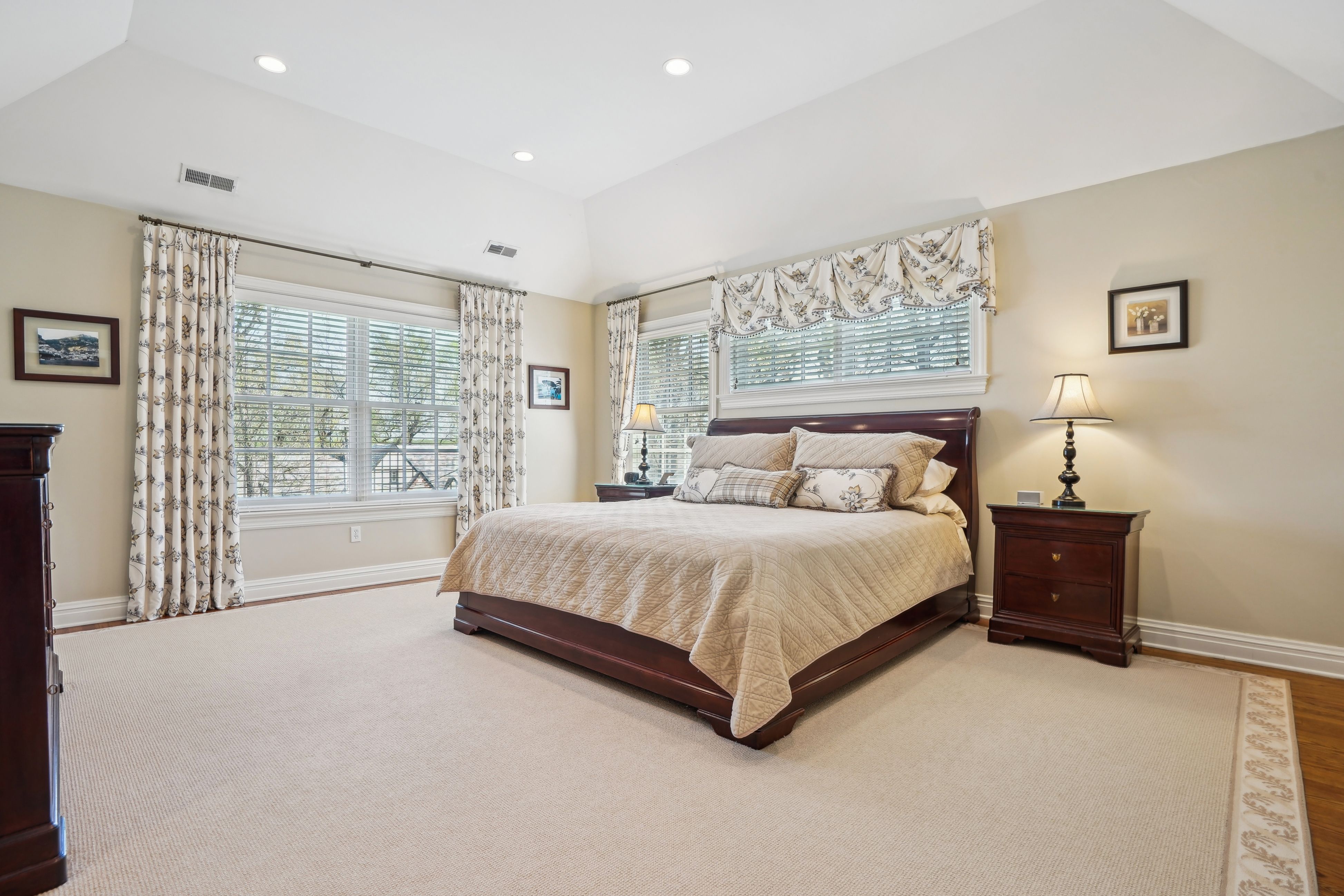 231 Oak Ridge Avenue 