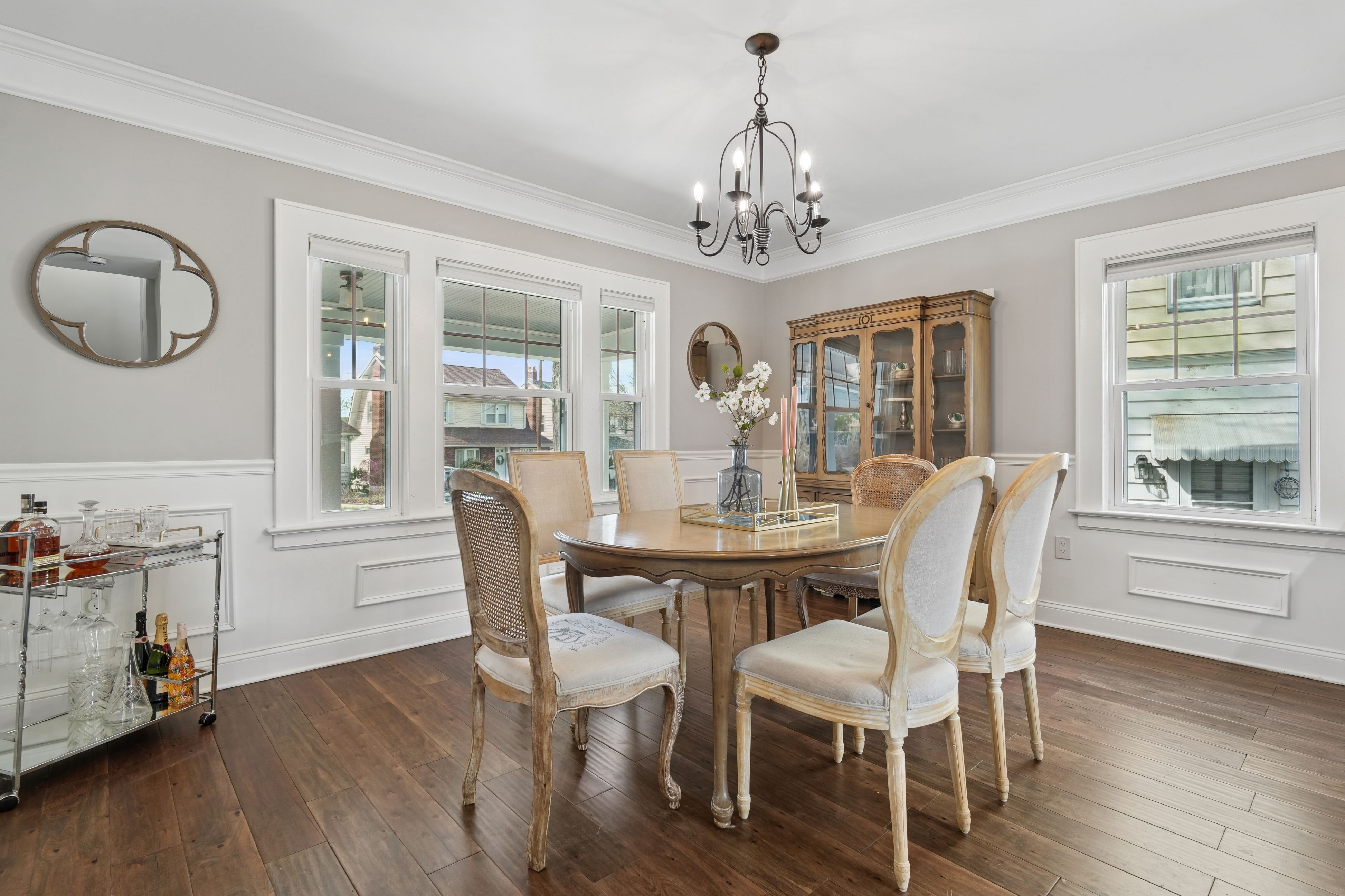 6 Lobell Court 