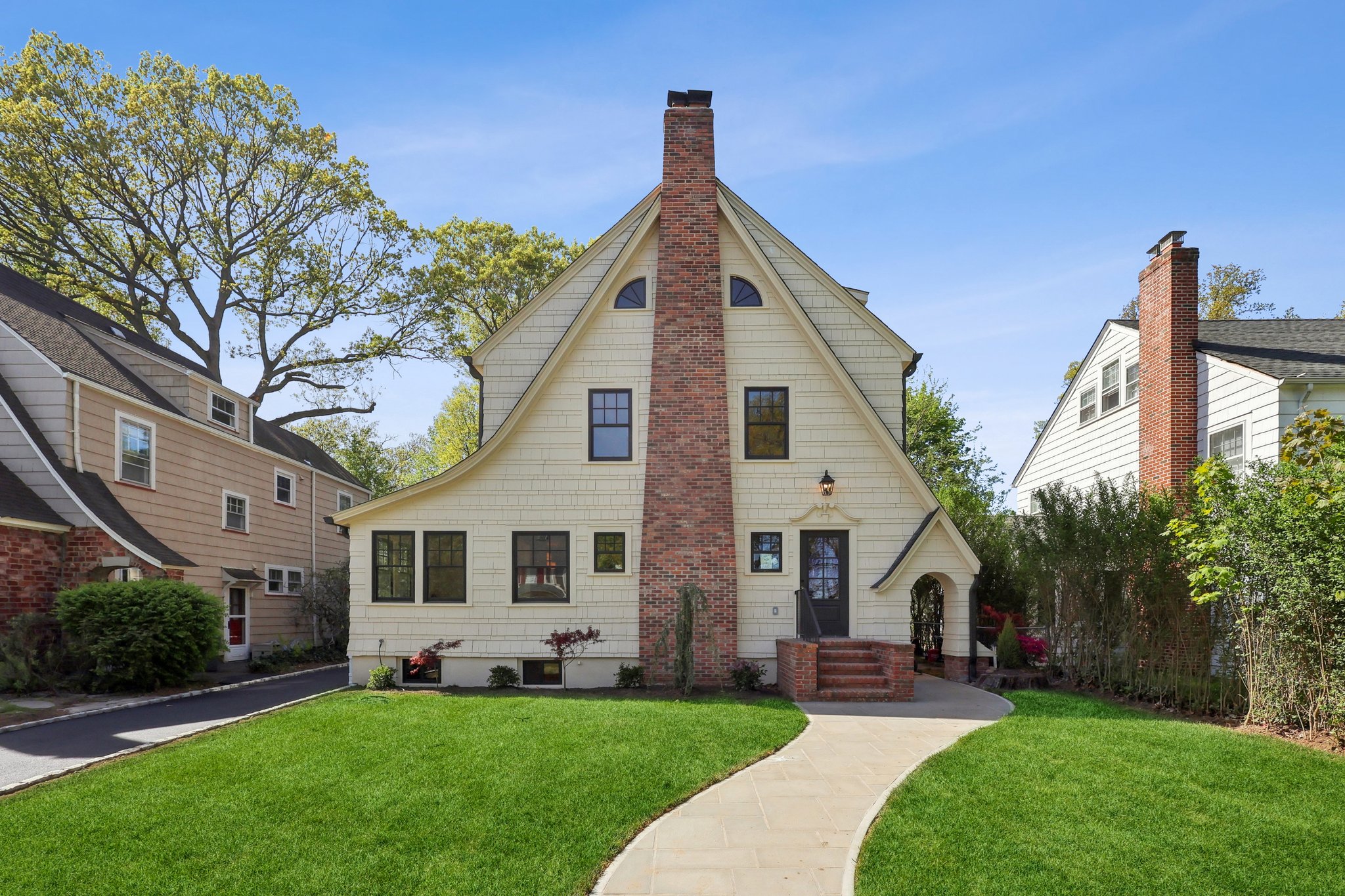 68 Hawthorne Avenue 