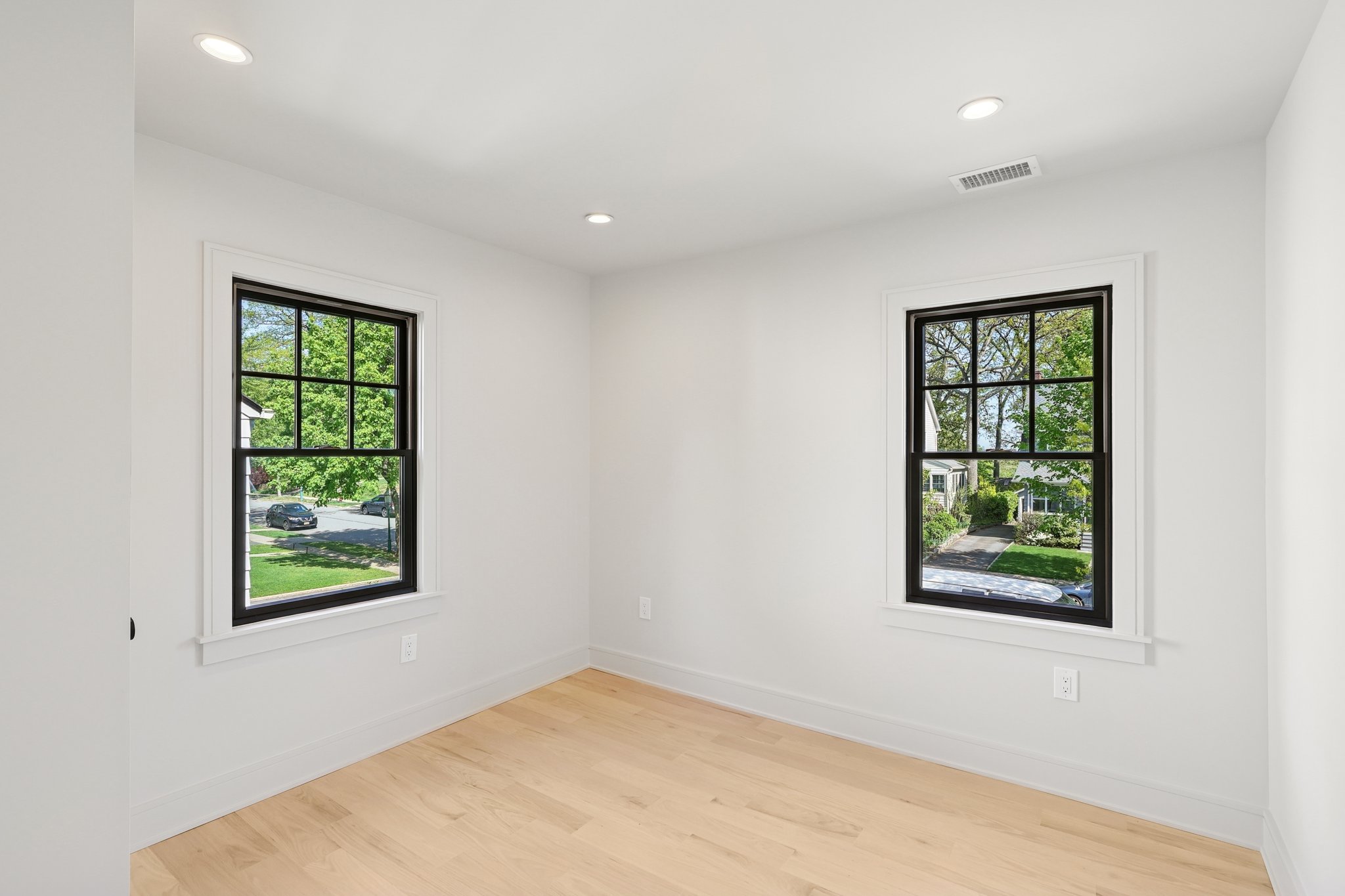 68 Hawthorne Avenue 