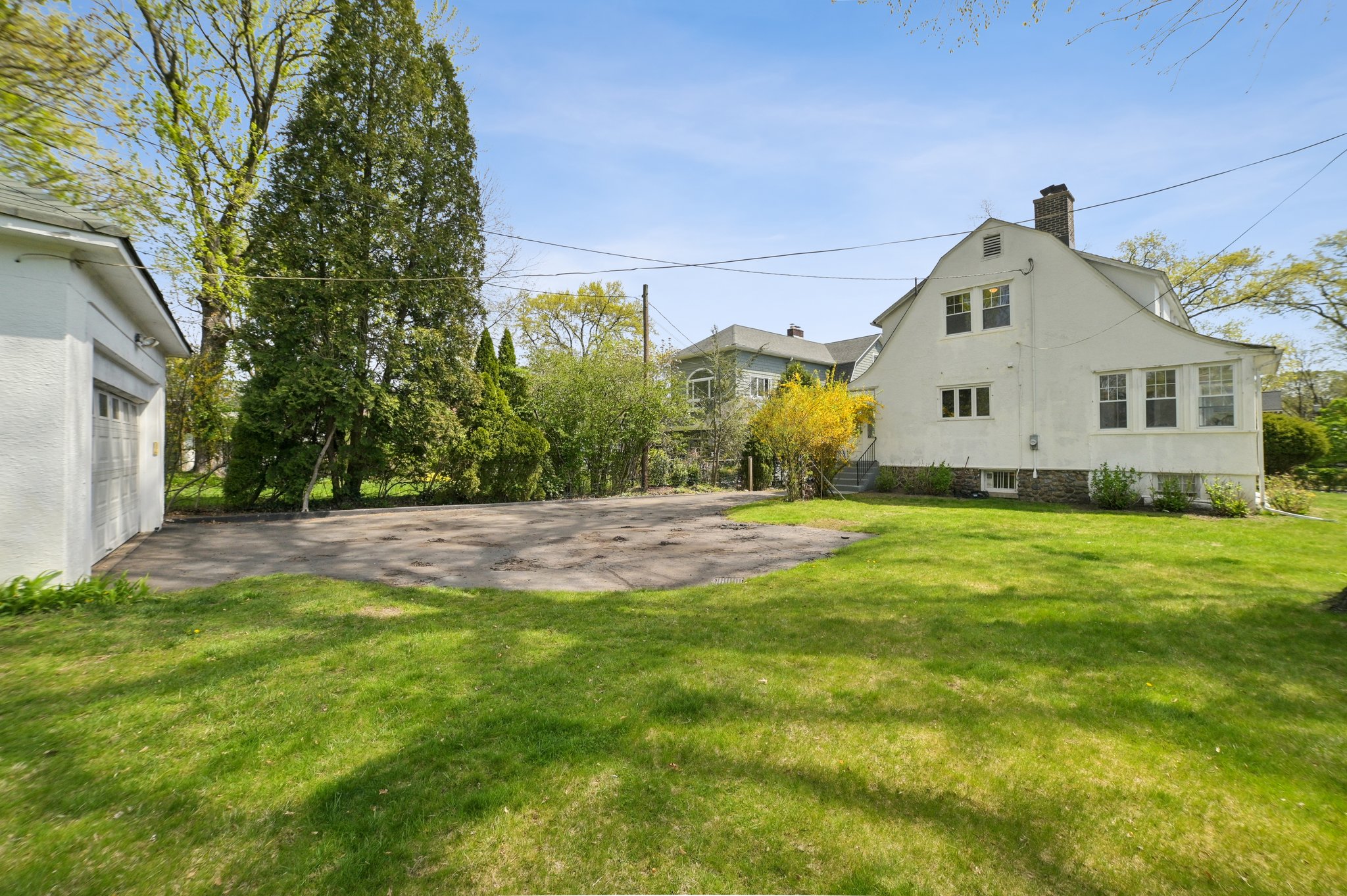210 Montclair Avenue 