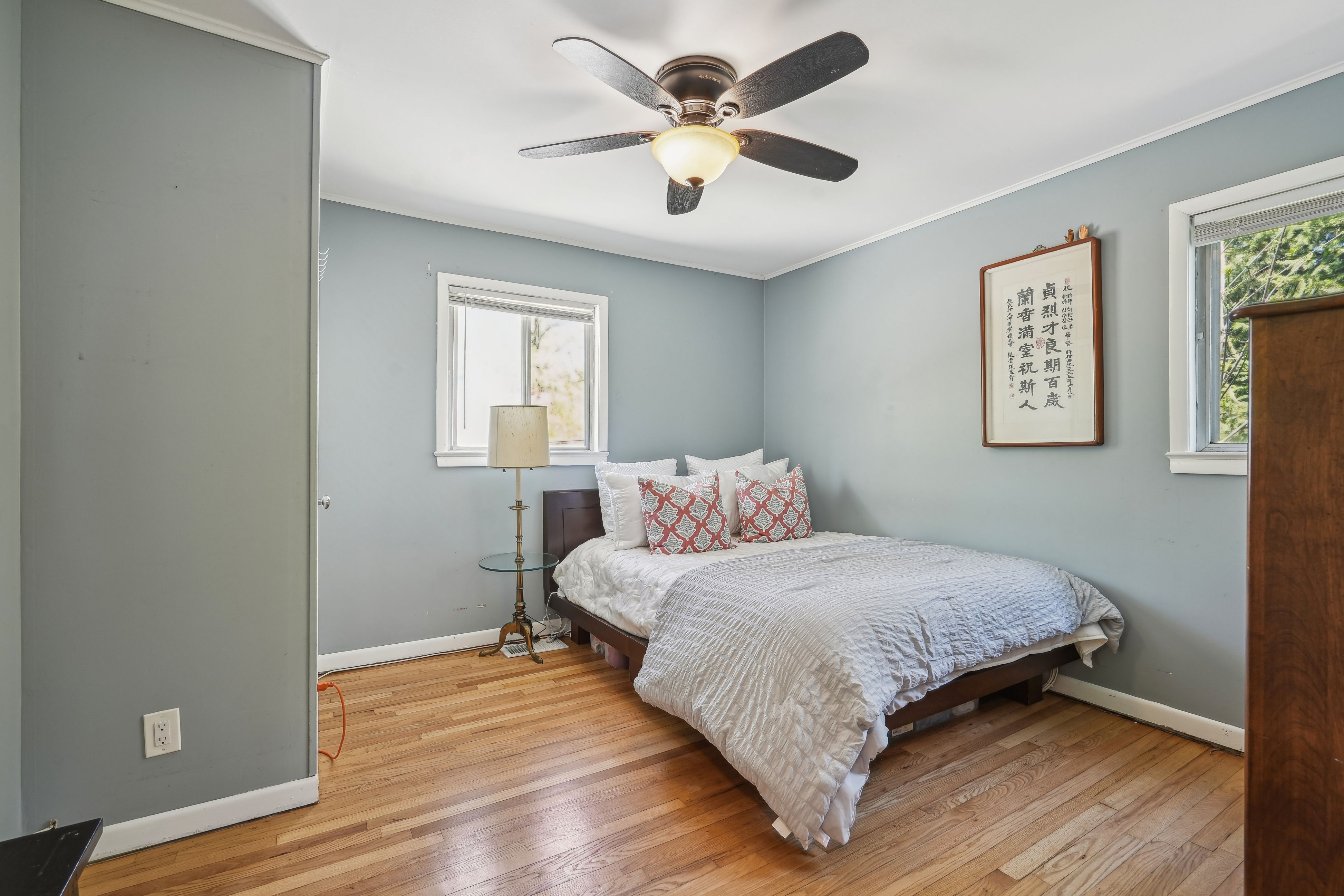 24 Grandview Avenue 
