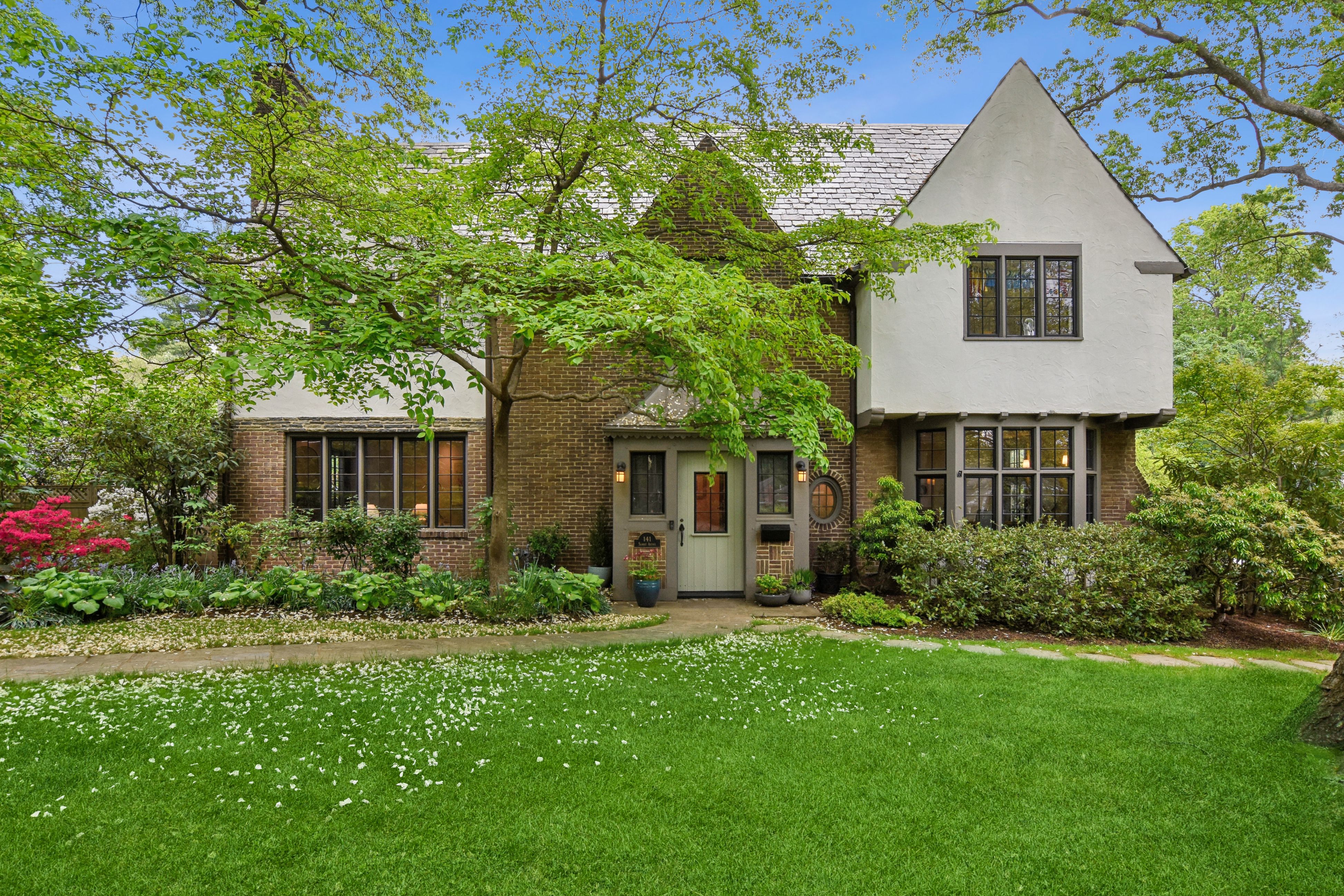 141 Summit Avenue 