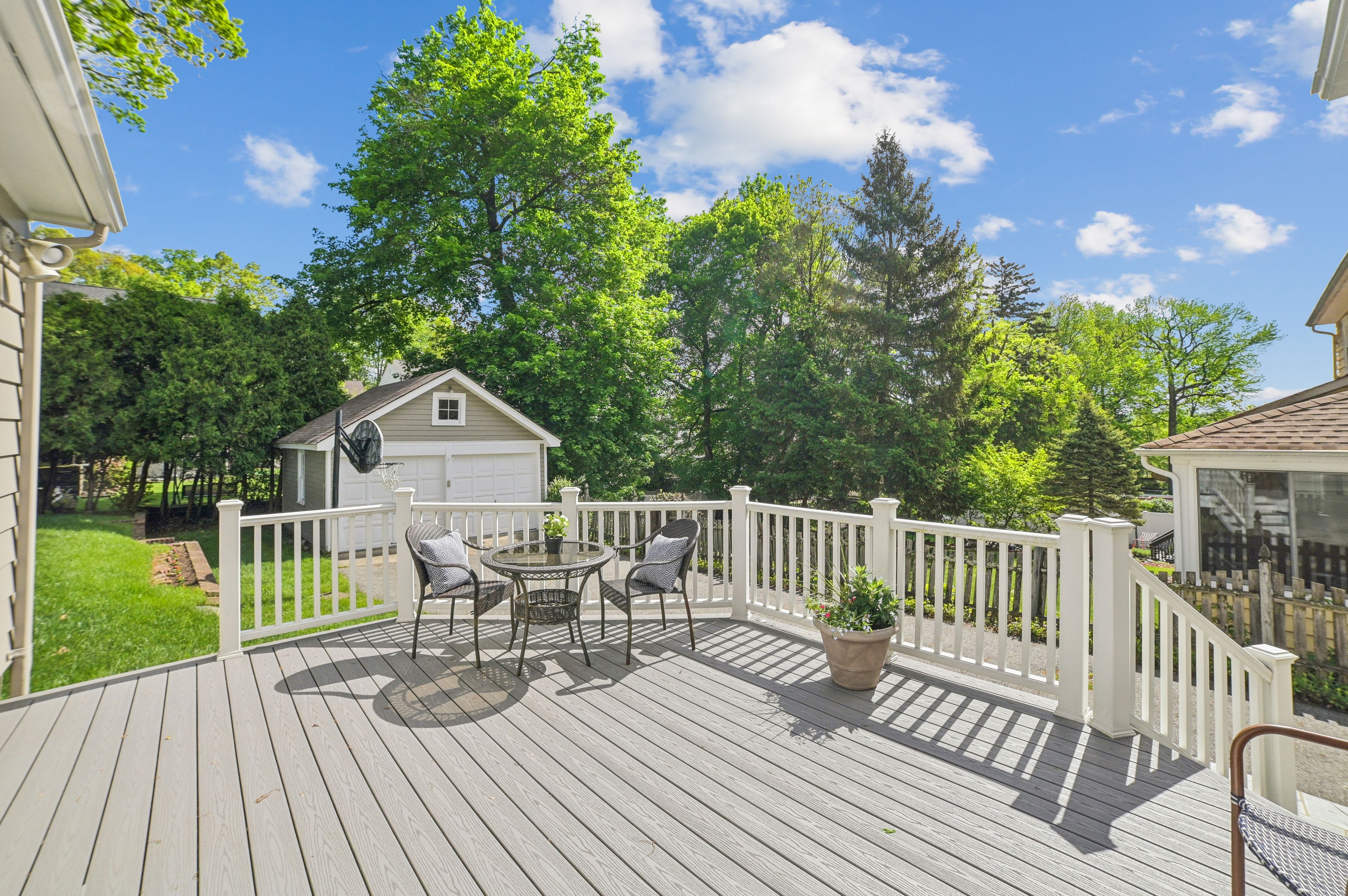86 Hillside Avenue 