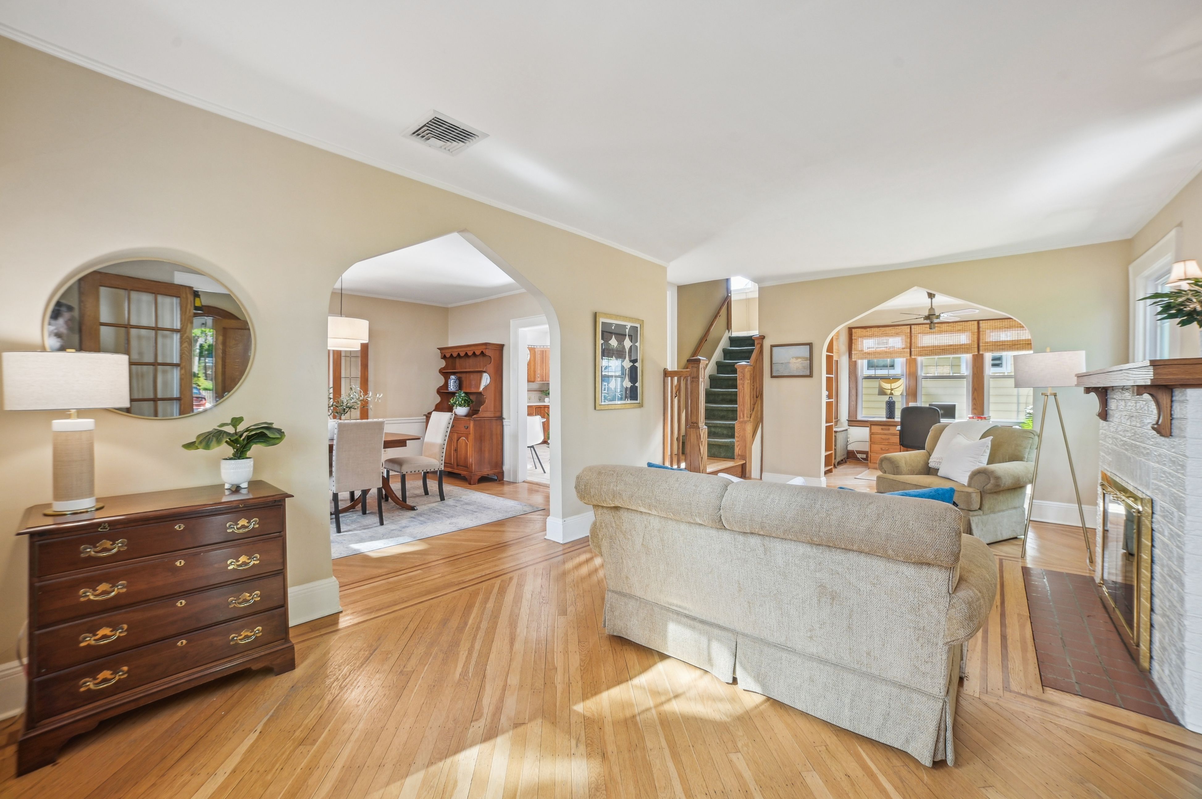 86 Hillside Avenue 