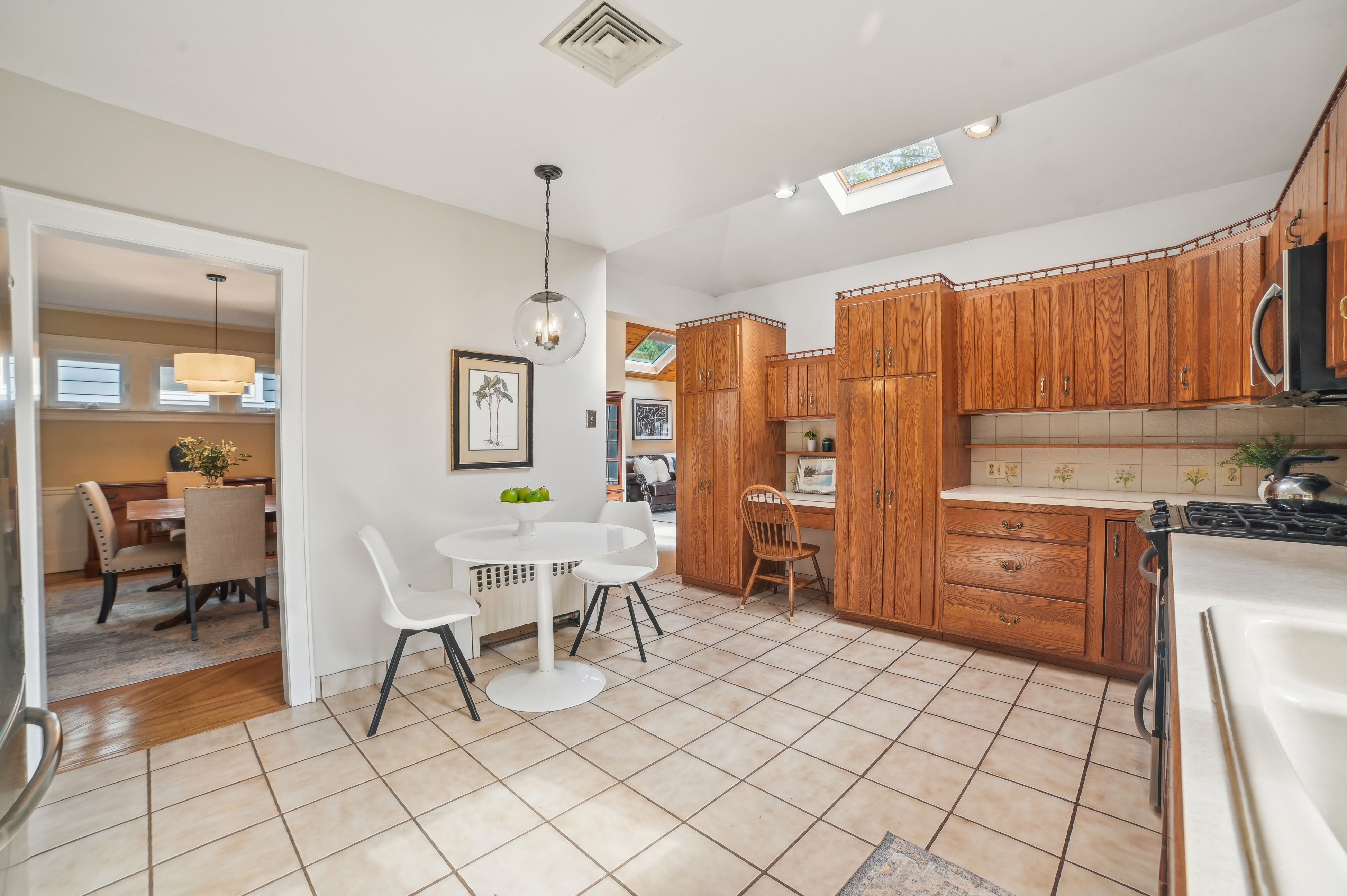 86 Hillside Avenue 