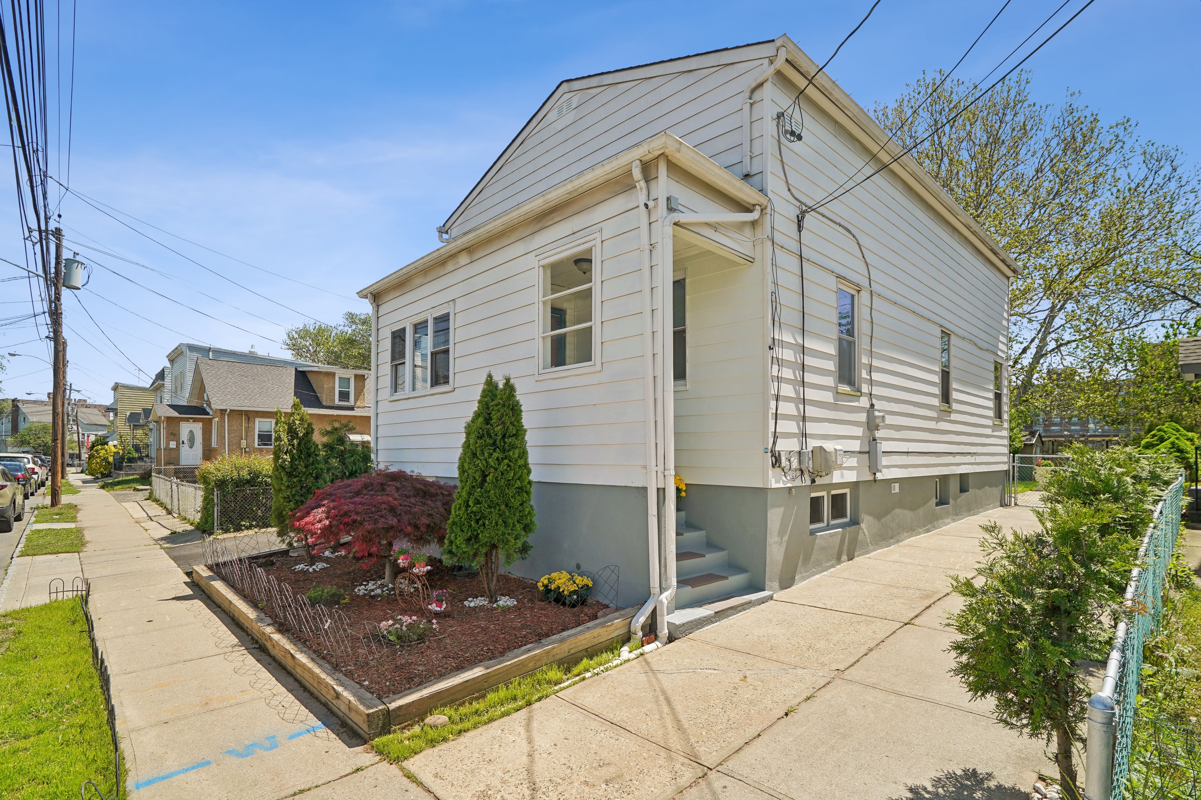 52 Eugene Place 