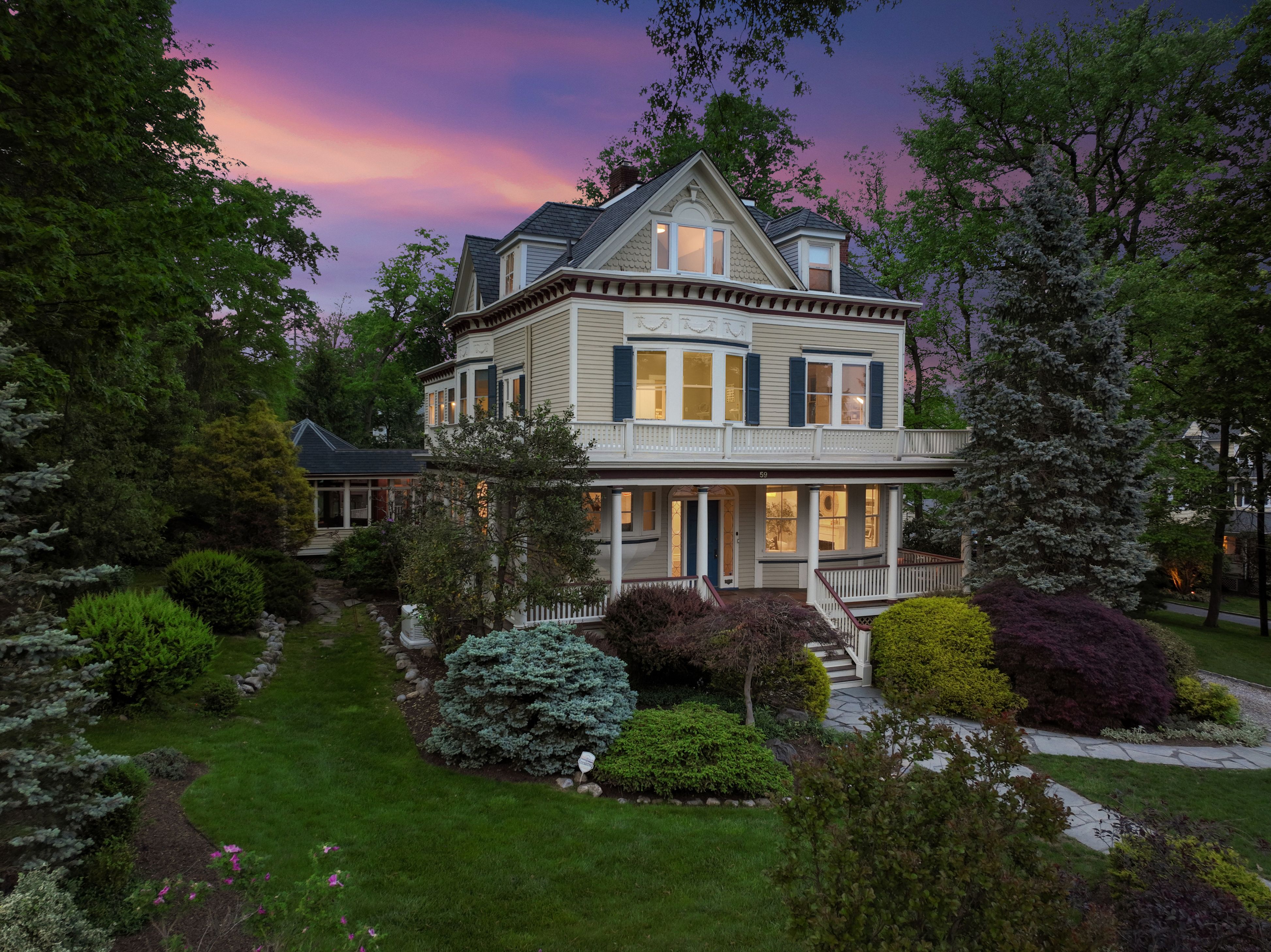 59 Mountain Avenue 